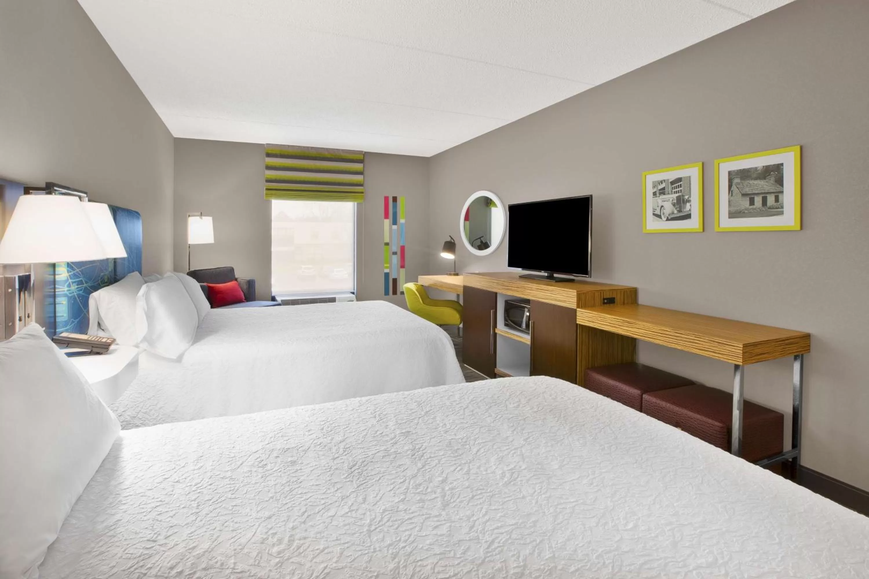 Queen Room with Two Queen Beds - Hearing Access/Non-Smoking in Hampton Inn & Suites Springboro