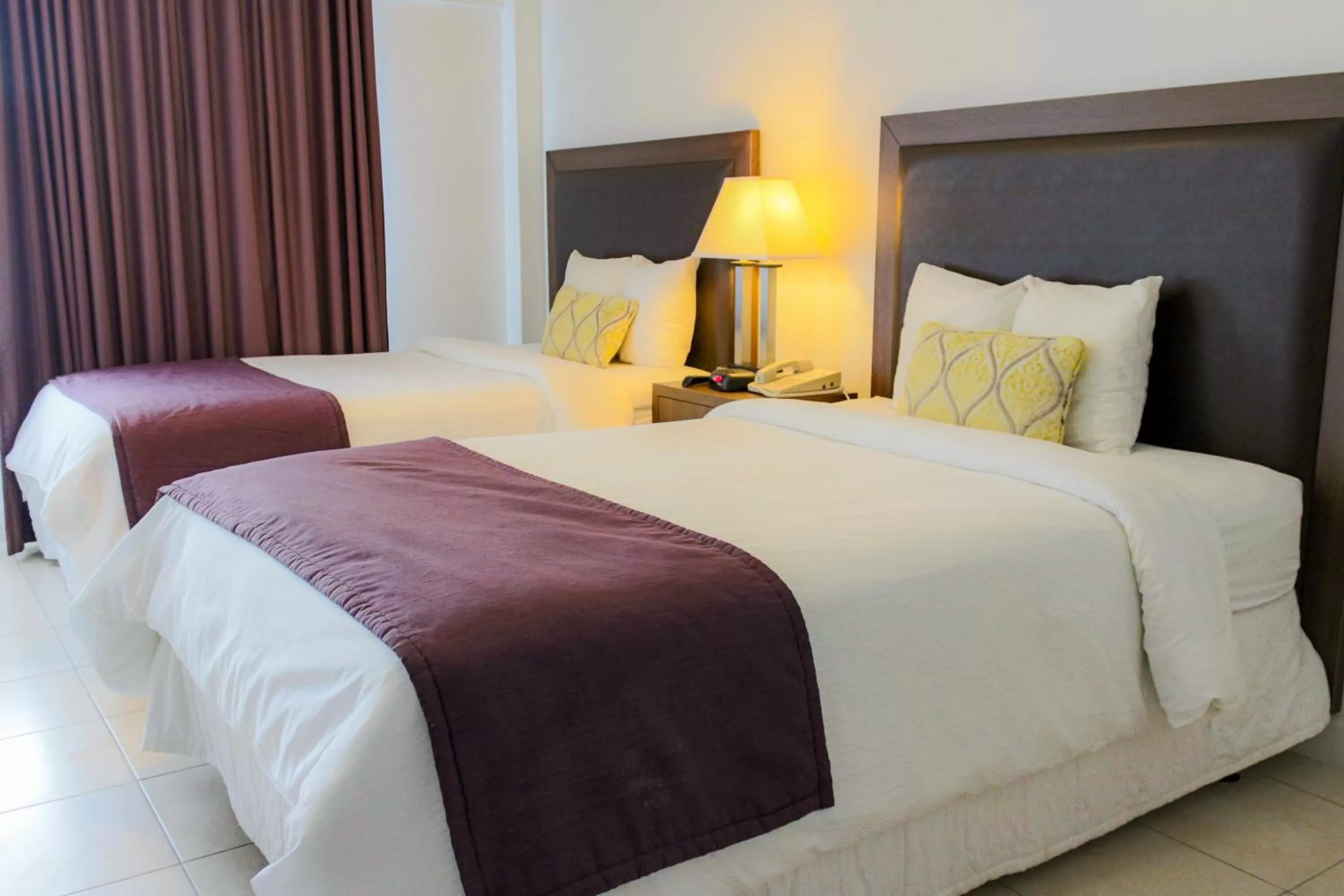 Standard Double Room with Two Double Beds - No Resort Fee in Collins Hotel