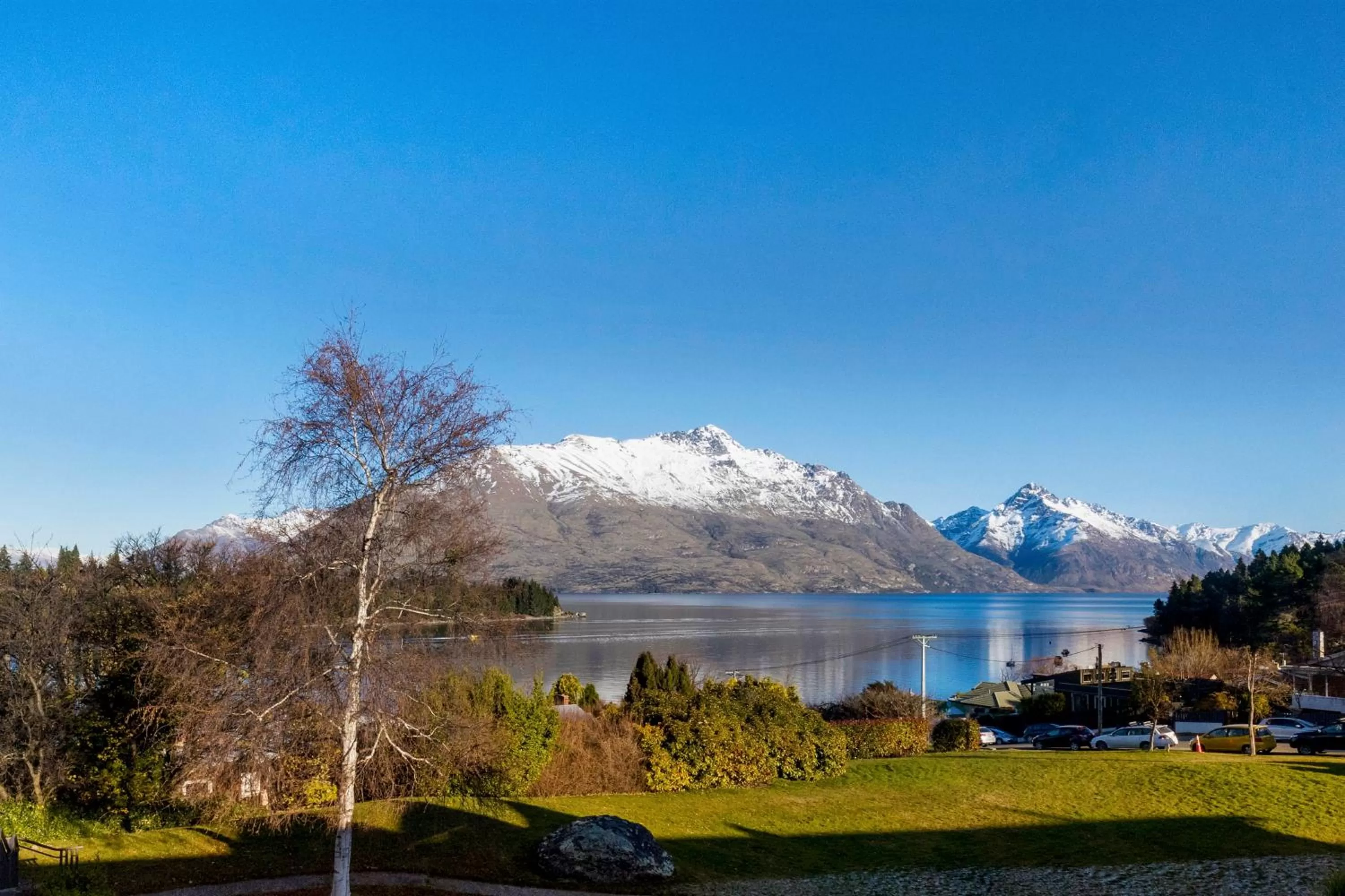 Superior King with Lake Views in Copthorne Hotel & Resort Lakefront Queenstown