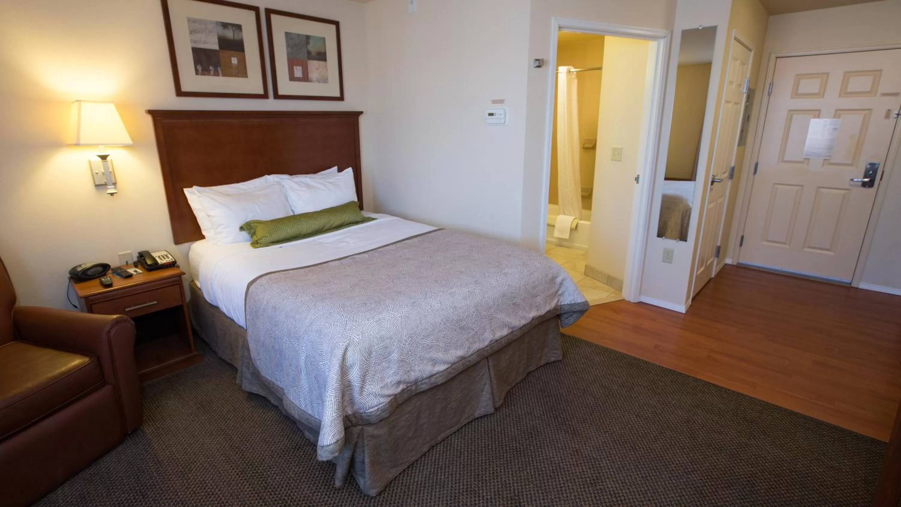 One-Bedroom King Suite with Hearing Accessible Tub in Candlewood Suites Springfield by IHG