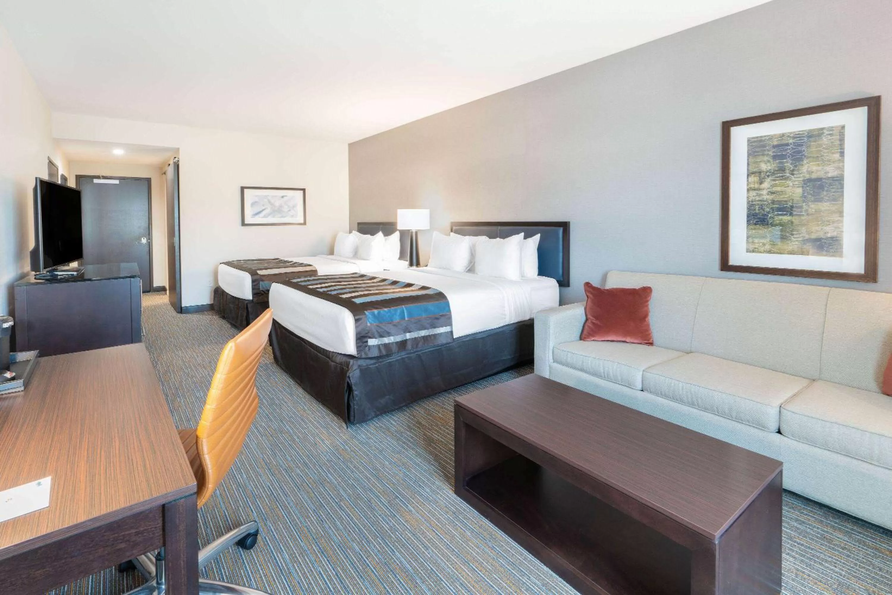 Deluxe Queen Room with Two Queen Beds - Non-Smoking in Wingate by Wyndham Moab