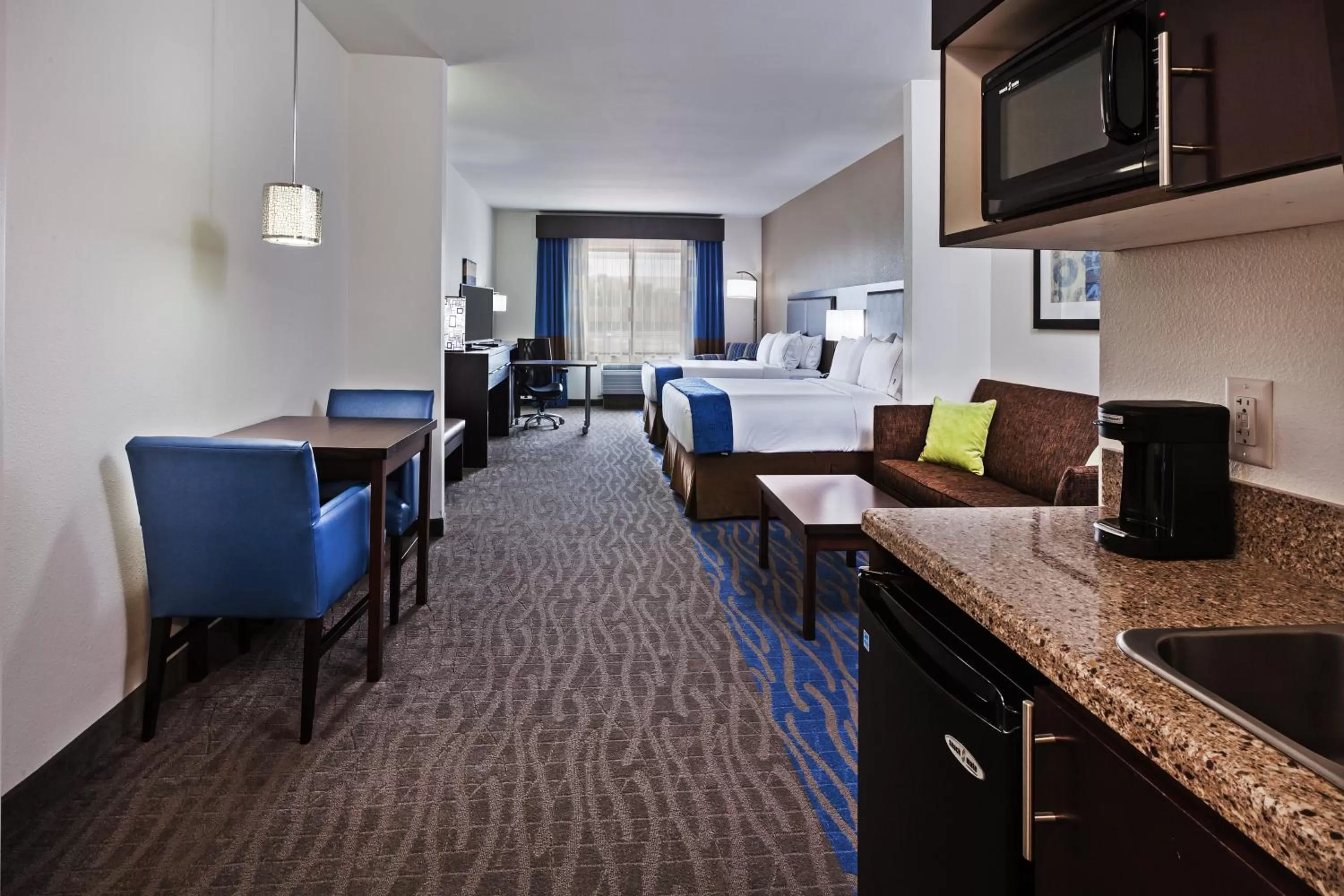 Queen Suite with Two Queen Beds - Communications Accessible in Holiday Inn Express & Suites Glenpool by IHG