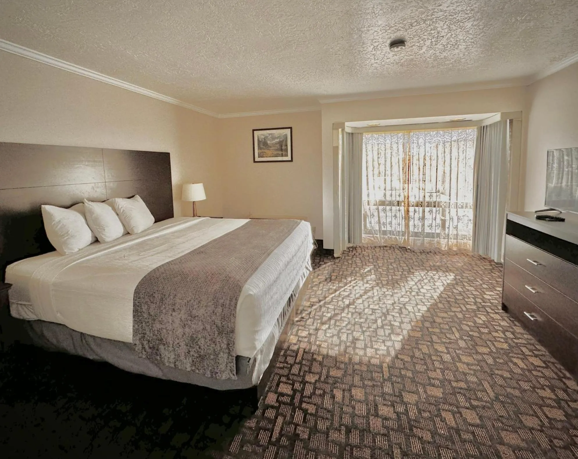 King Room in Discovery Inn