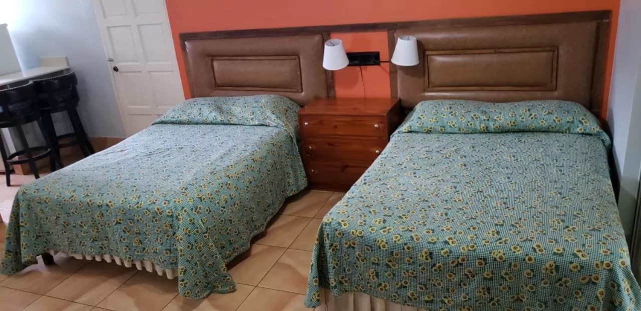 Standard Single Room - single occupancy in Negril Beach Club Condos