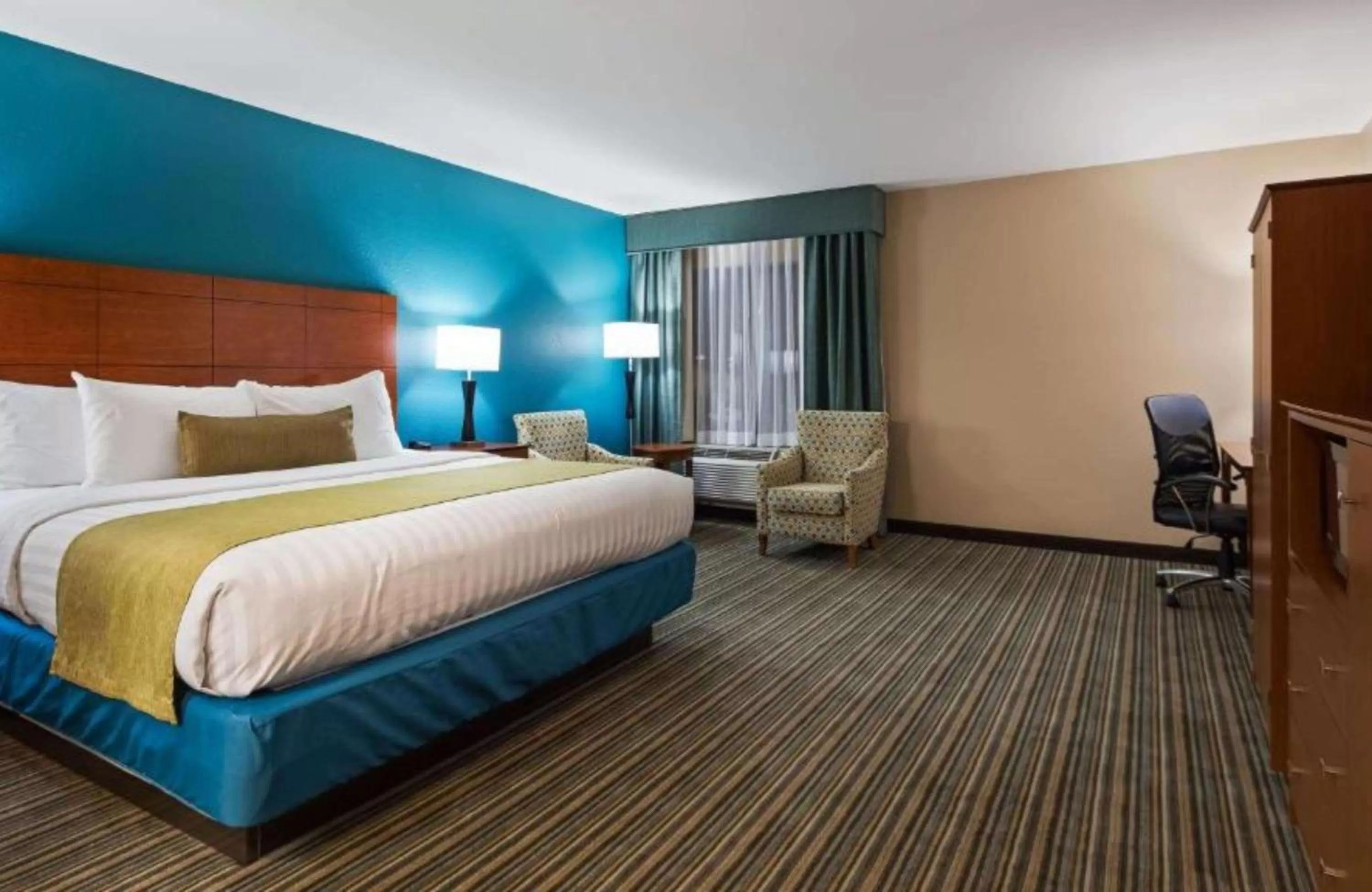 King Room - Non-Smoking in Best Western Eagles Inn