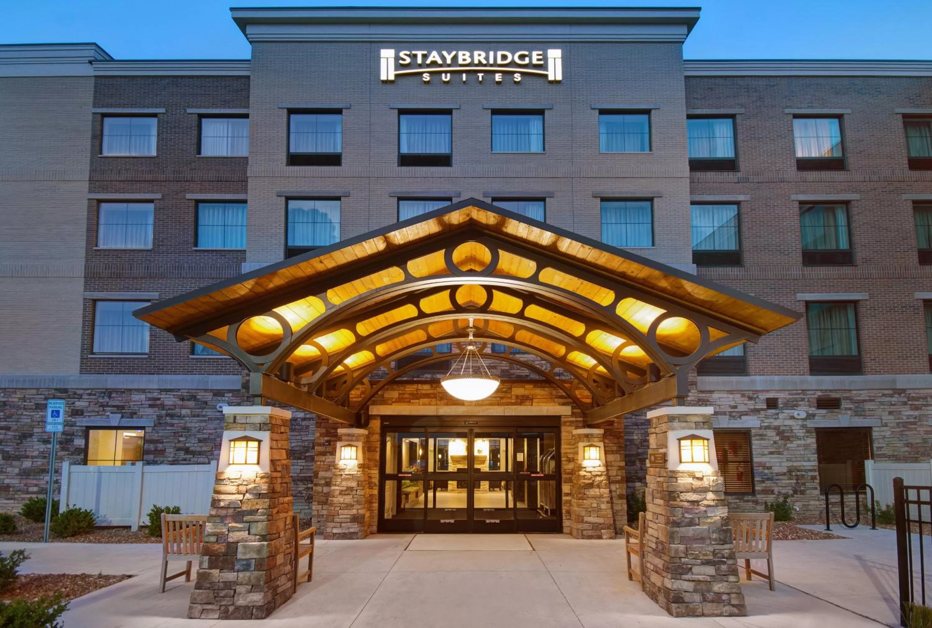Staybridge Suites Sterling Heights - Detroit Area by IHG