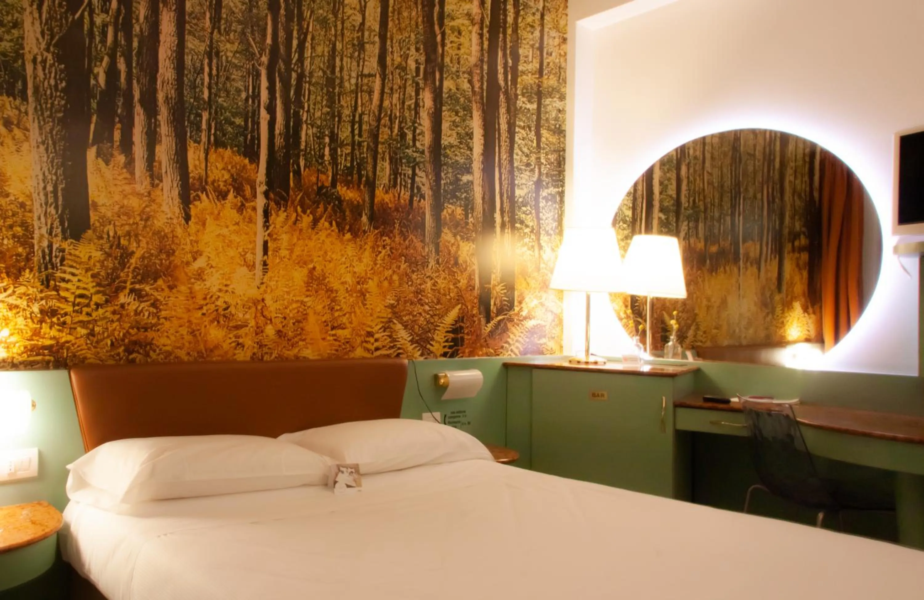 Twin Room with Bathroom in Hotel Motel 2000