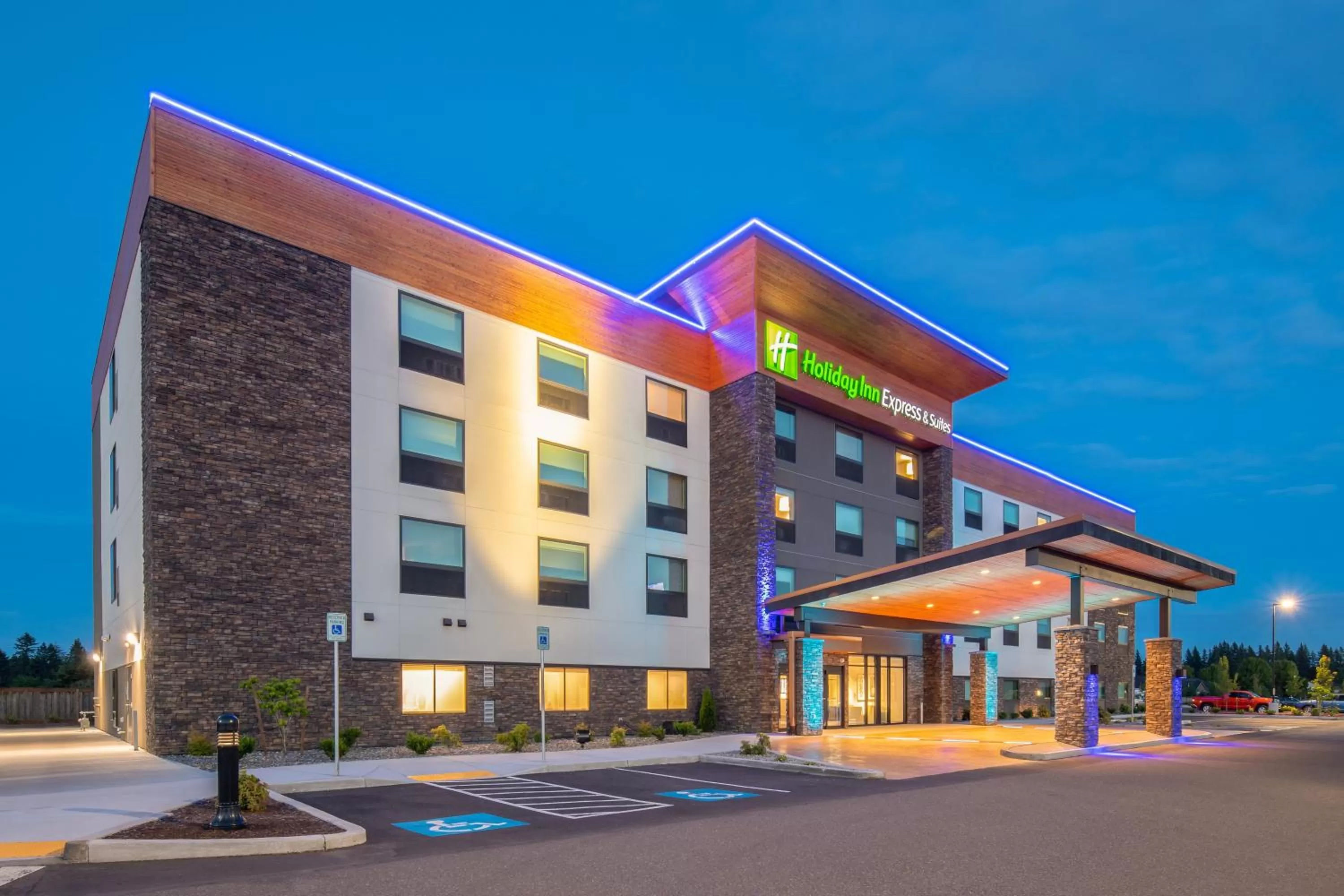 Holiday Inn Express & Suites - Camas by IHG