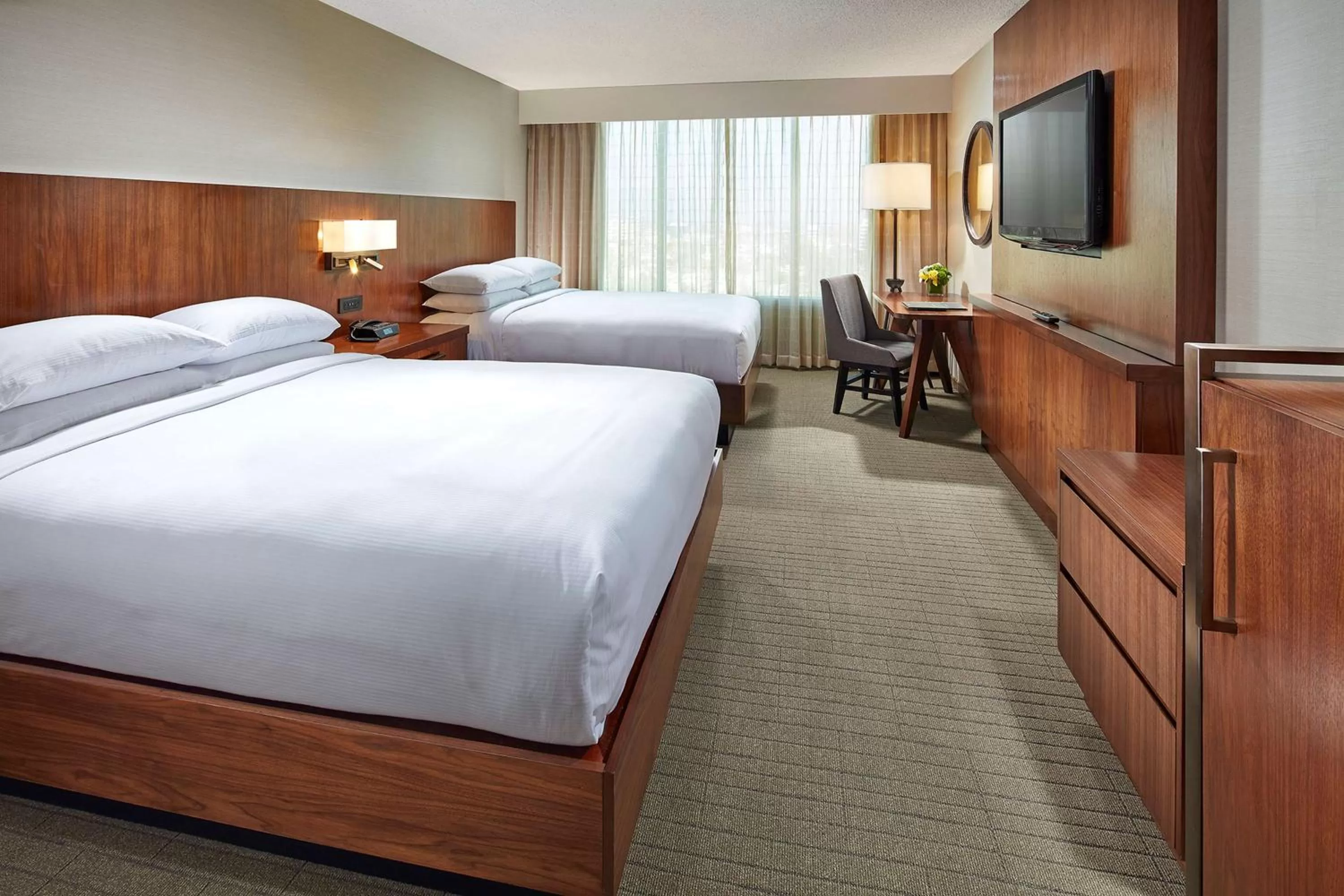 Queen Room with Two Queen Beds and Mountain View in Hilton Pasadena