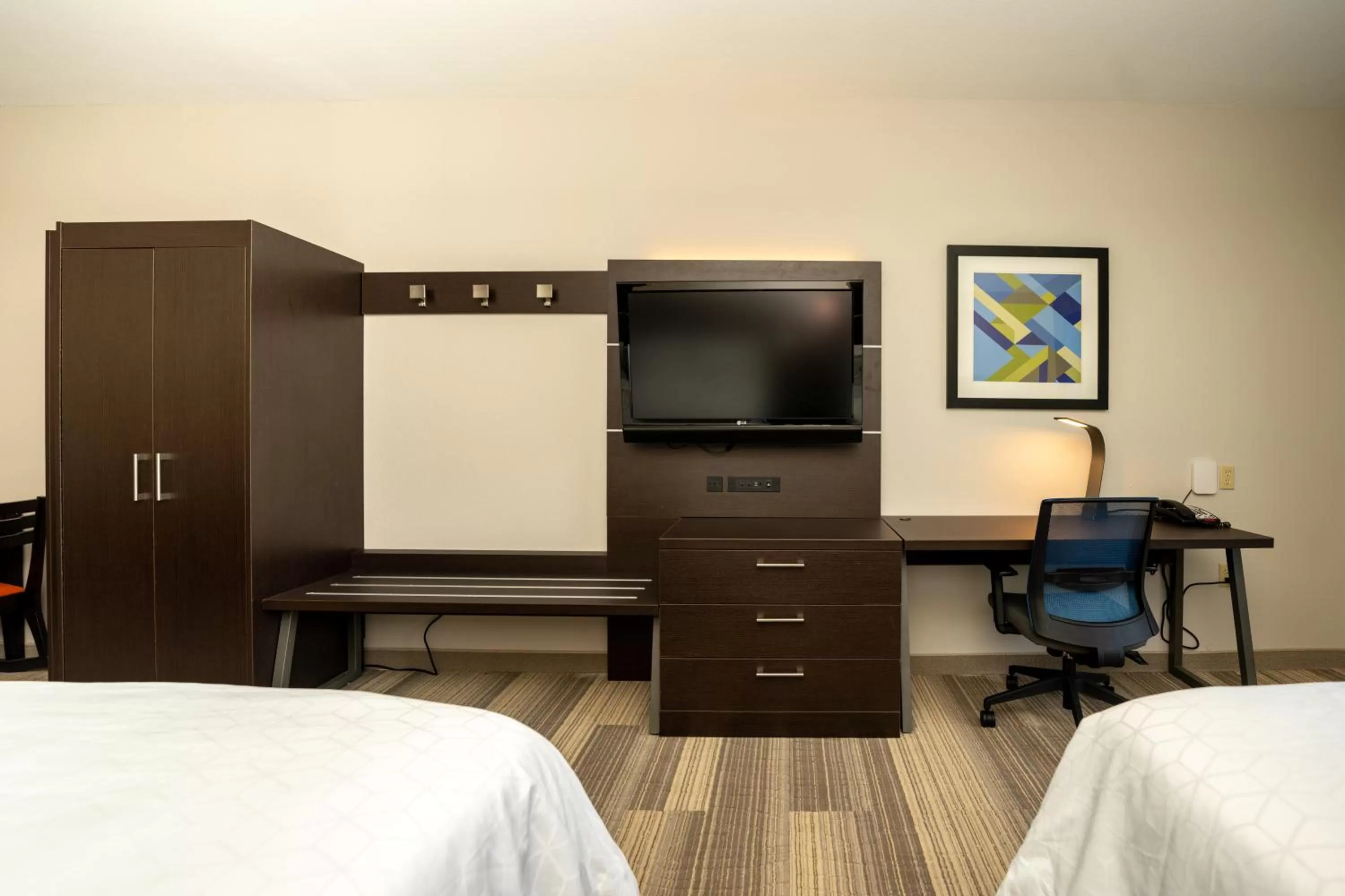 Holiday Inn Express & Suites Deer Park by IHG