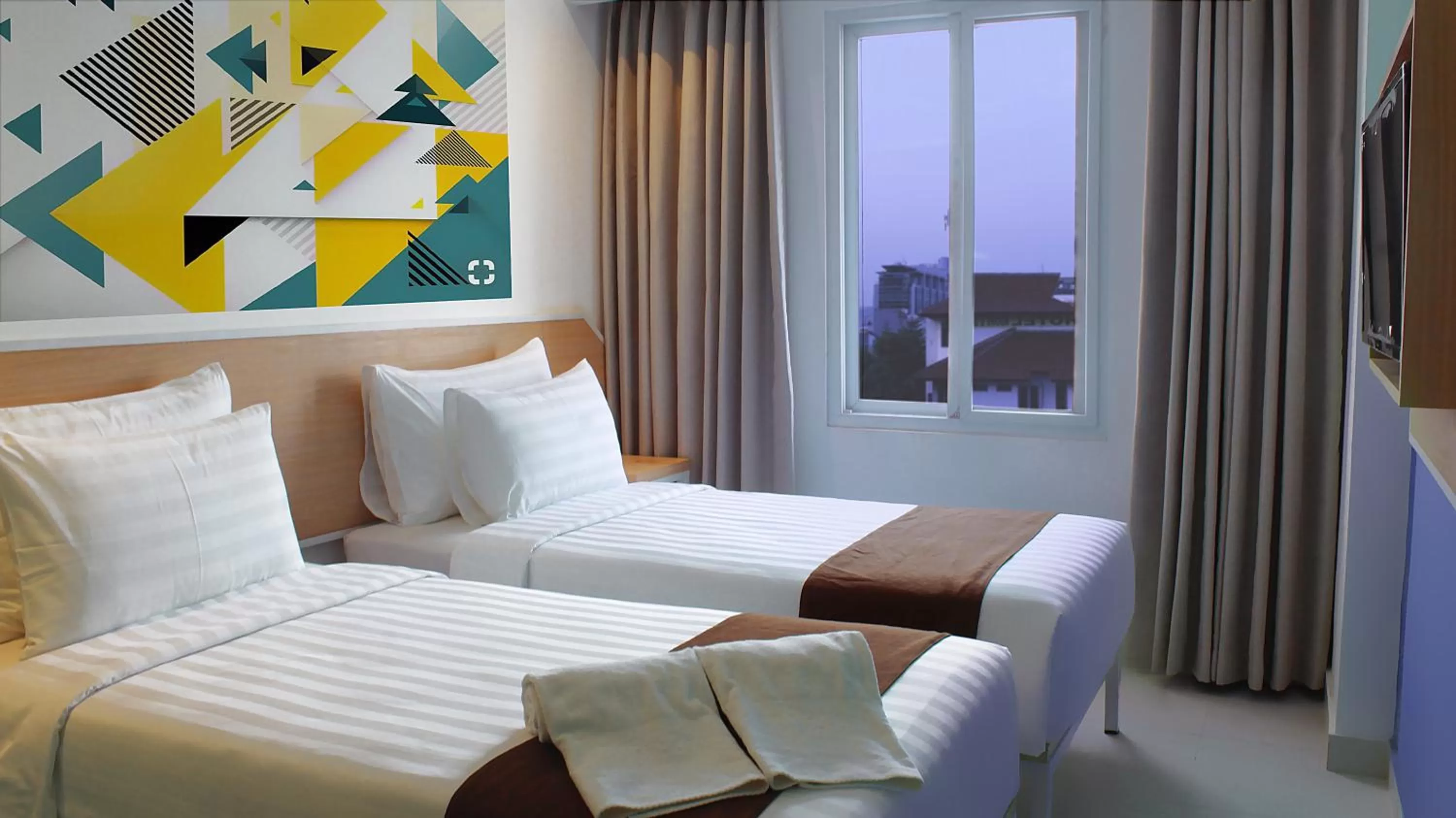 Twin Room in Dafam Express Jaksa Jakarta