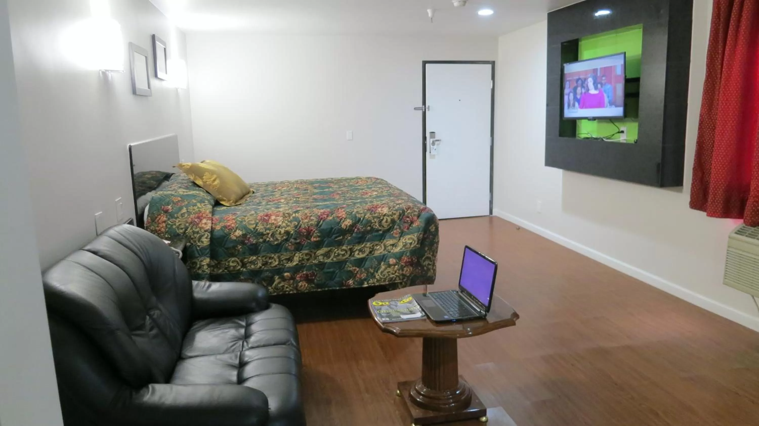 Deluxe Single Room in Calimesa Inn