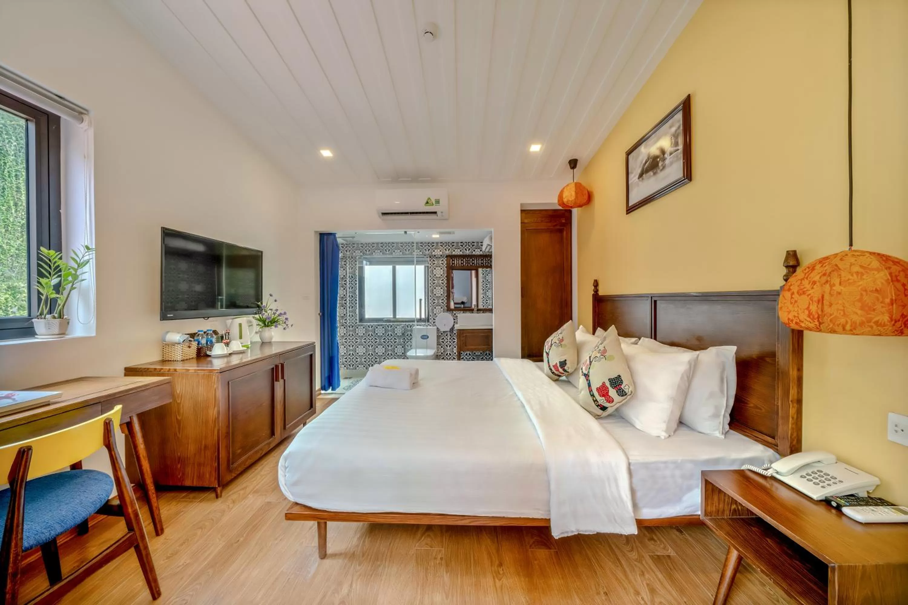 Deluxe Queen Room in Son Trang Hotel Hoi An