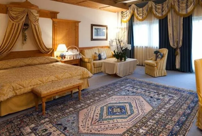 Suite in Hotel Sassongher