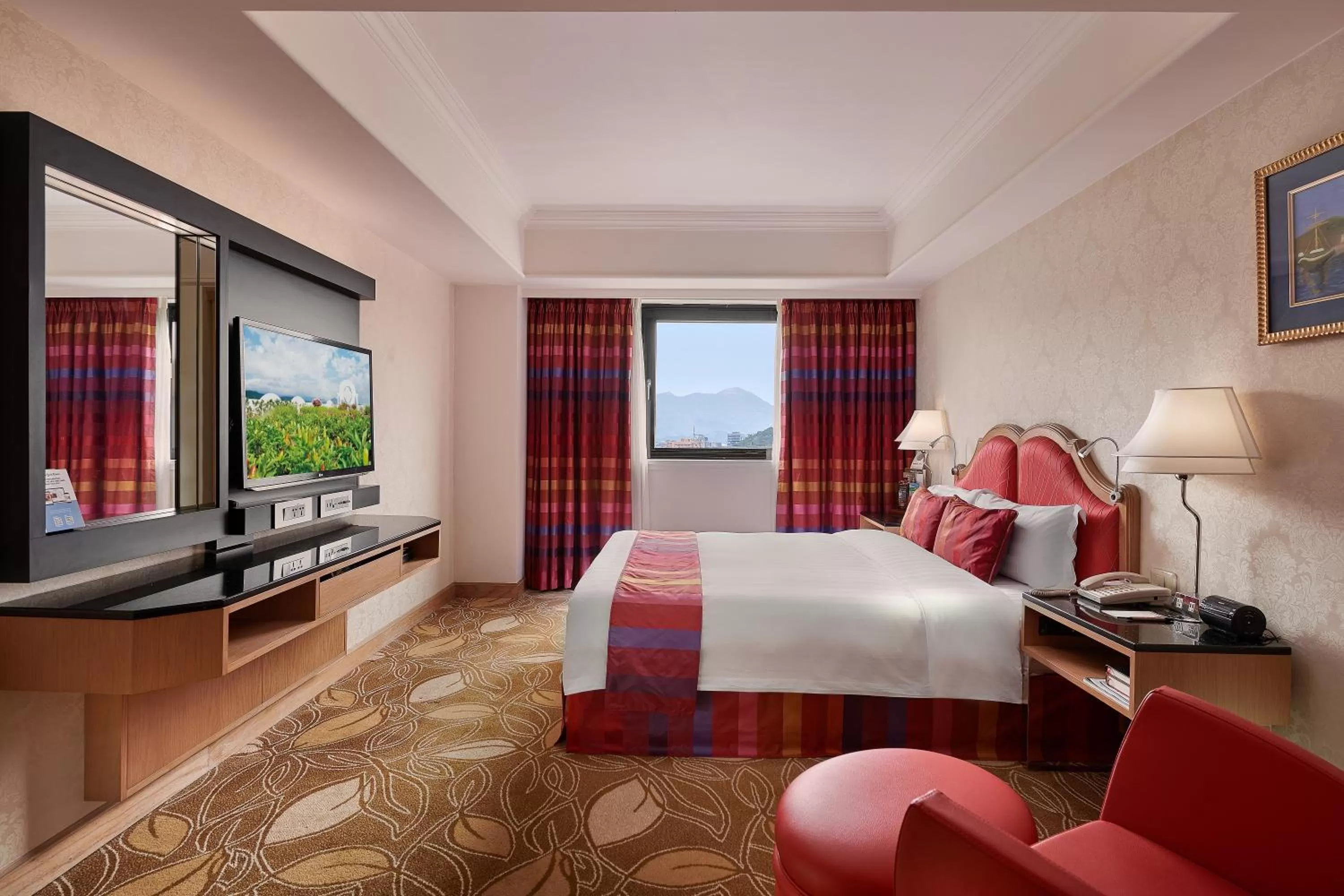 Deluxe Double Room in The Riviera Hotel Taipei