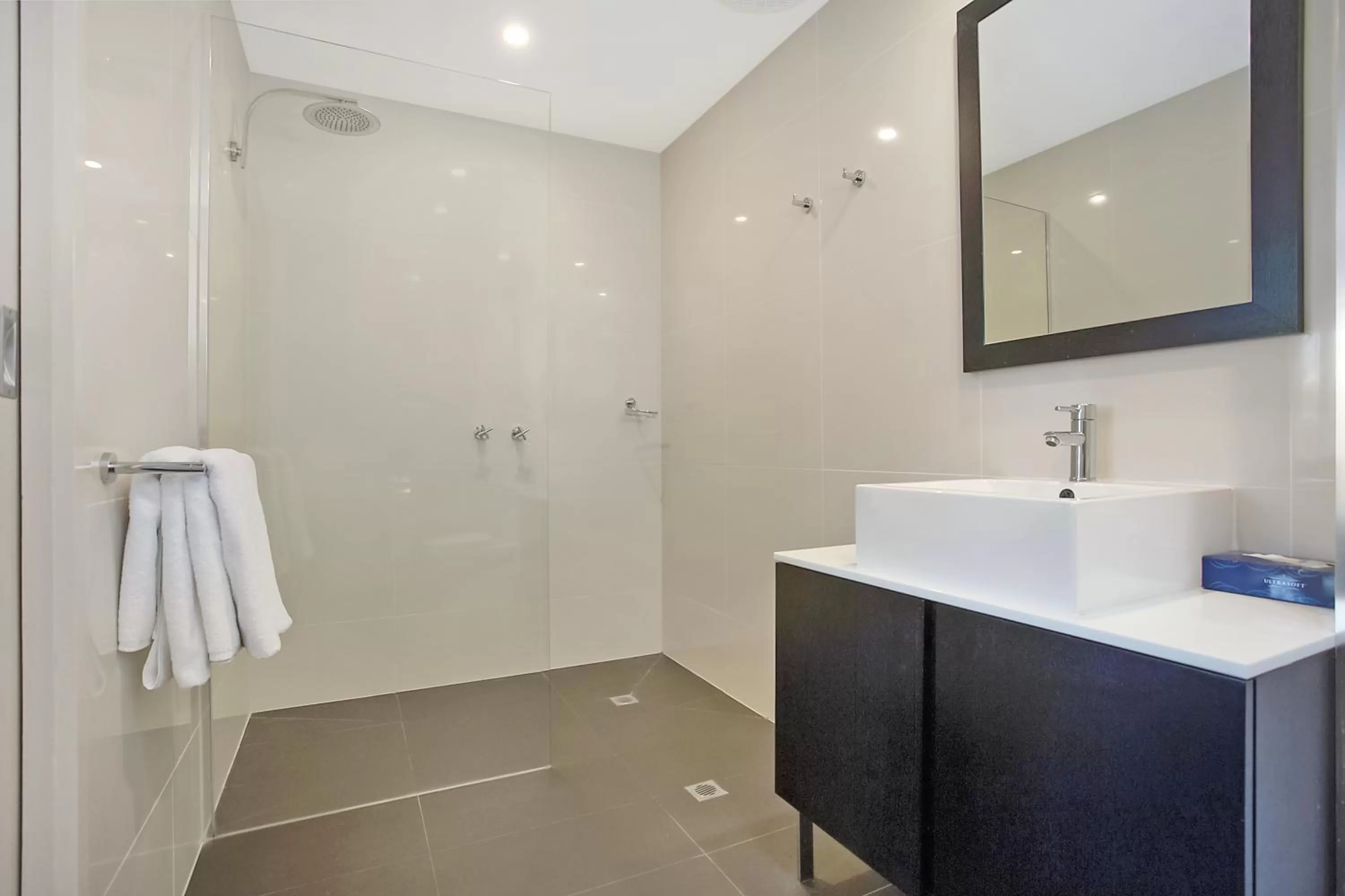 King Studio in Mid City Motel Warrnambool