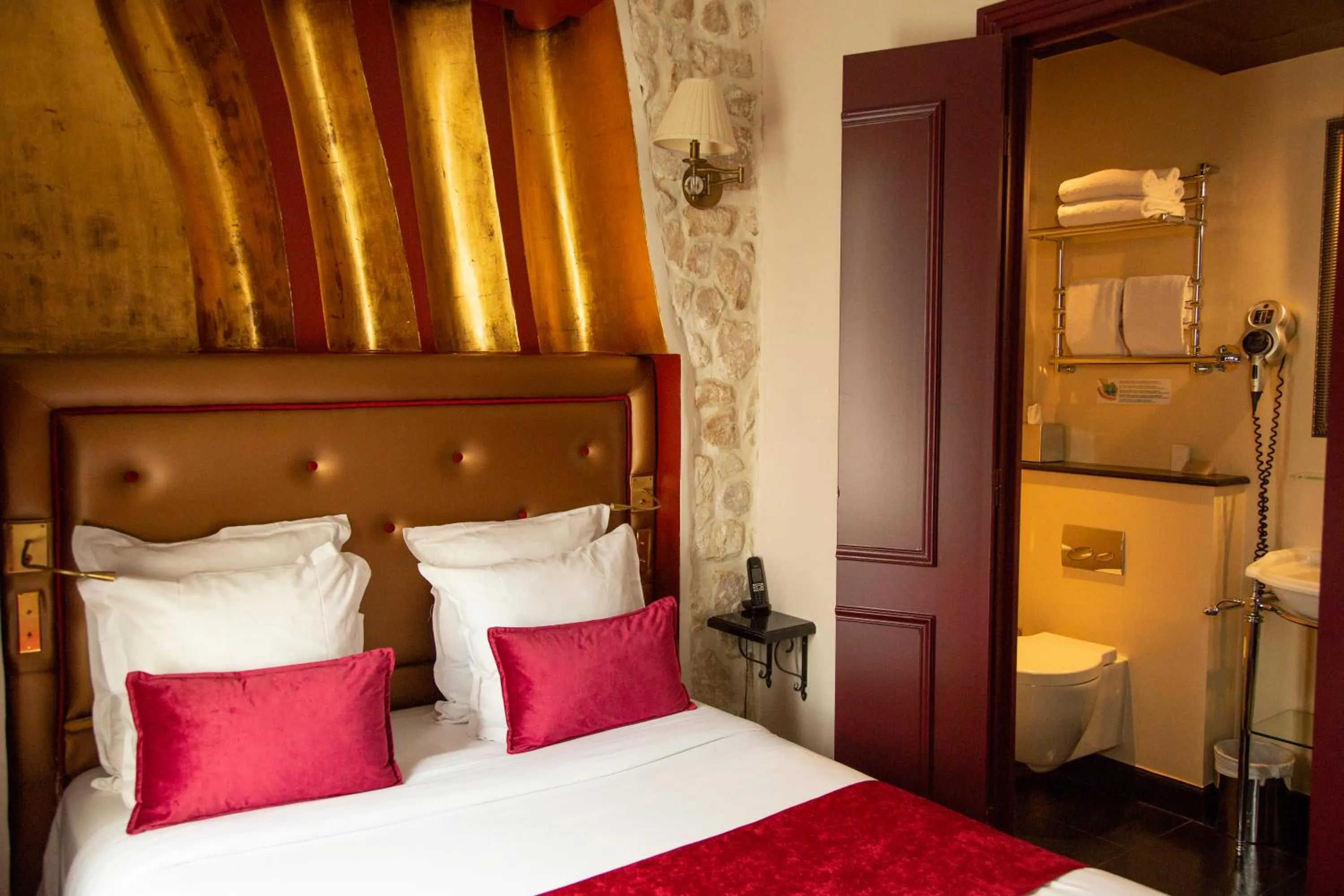 Standard Double Room in Hotel Du Beaumont