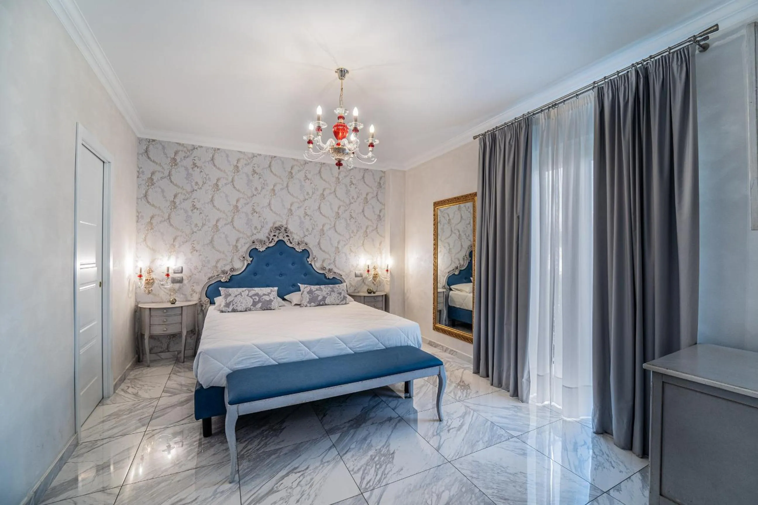 Deluxe Triple Room with Balcony in Hotel Colomba D'Oro