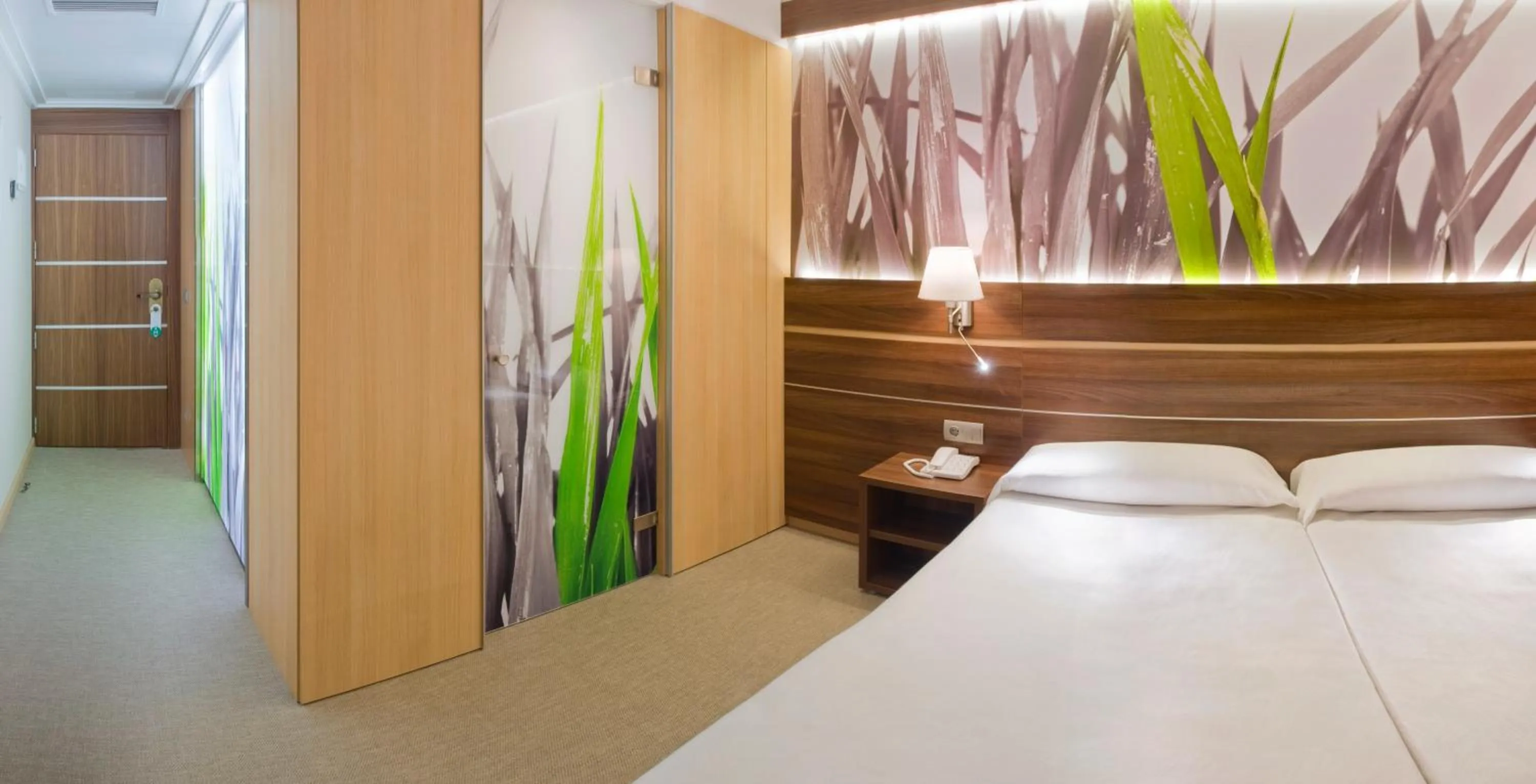 Double or Twin Room with View in KAKTUS Hotel Volga