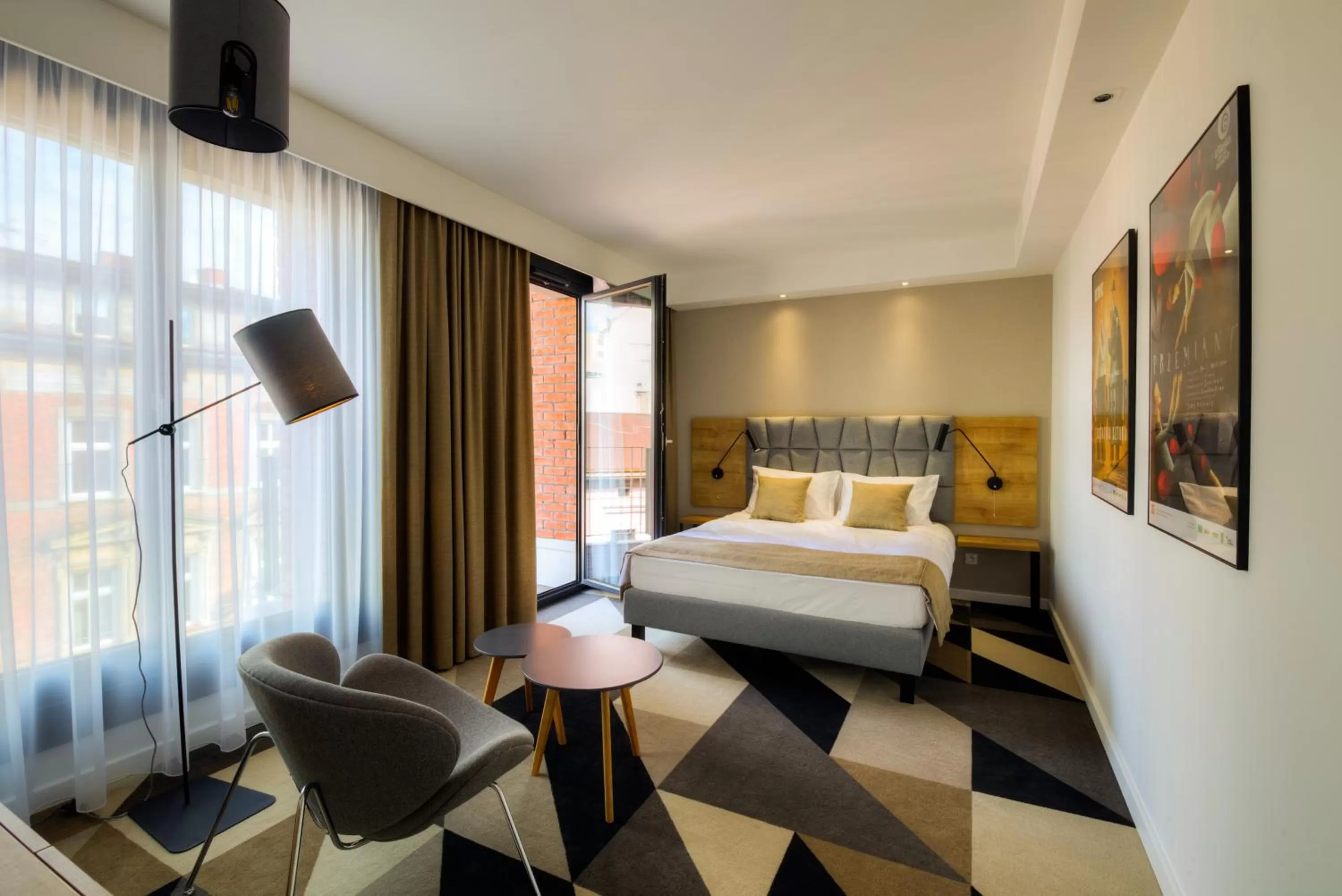 Superior Queen Room in Lwowska 1