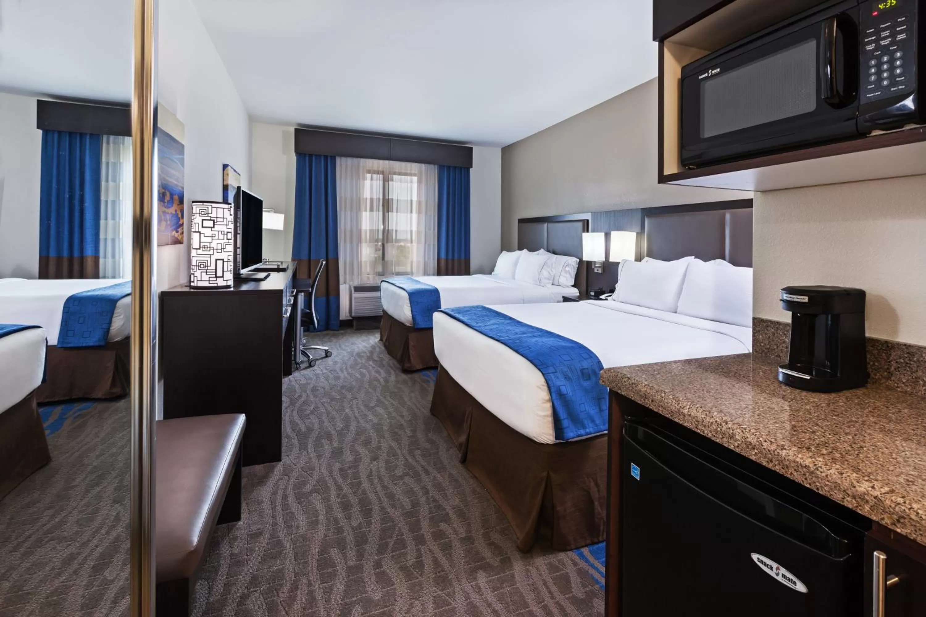 Standard Room with Two Queen Beds in Holiday Inn Express & Suites Glenpool by IHG