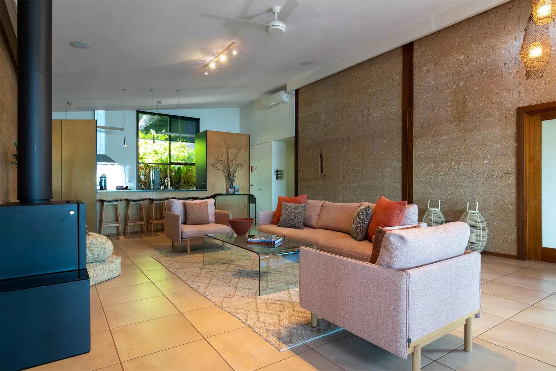 Two-Bedroom House in Eumarella Shores Noosa Lake Retreat