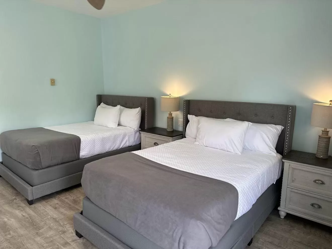 Deluxe Double Room in The General Stanton Inn