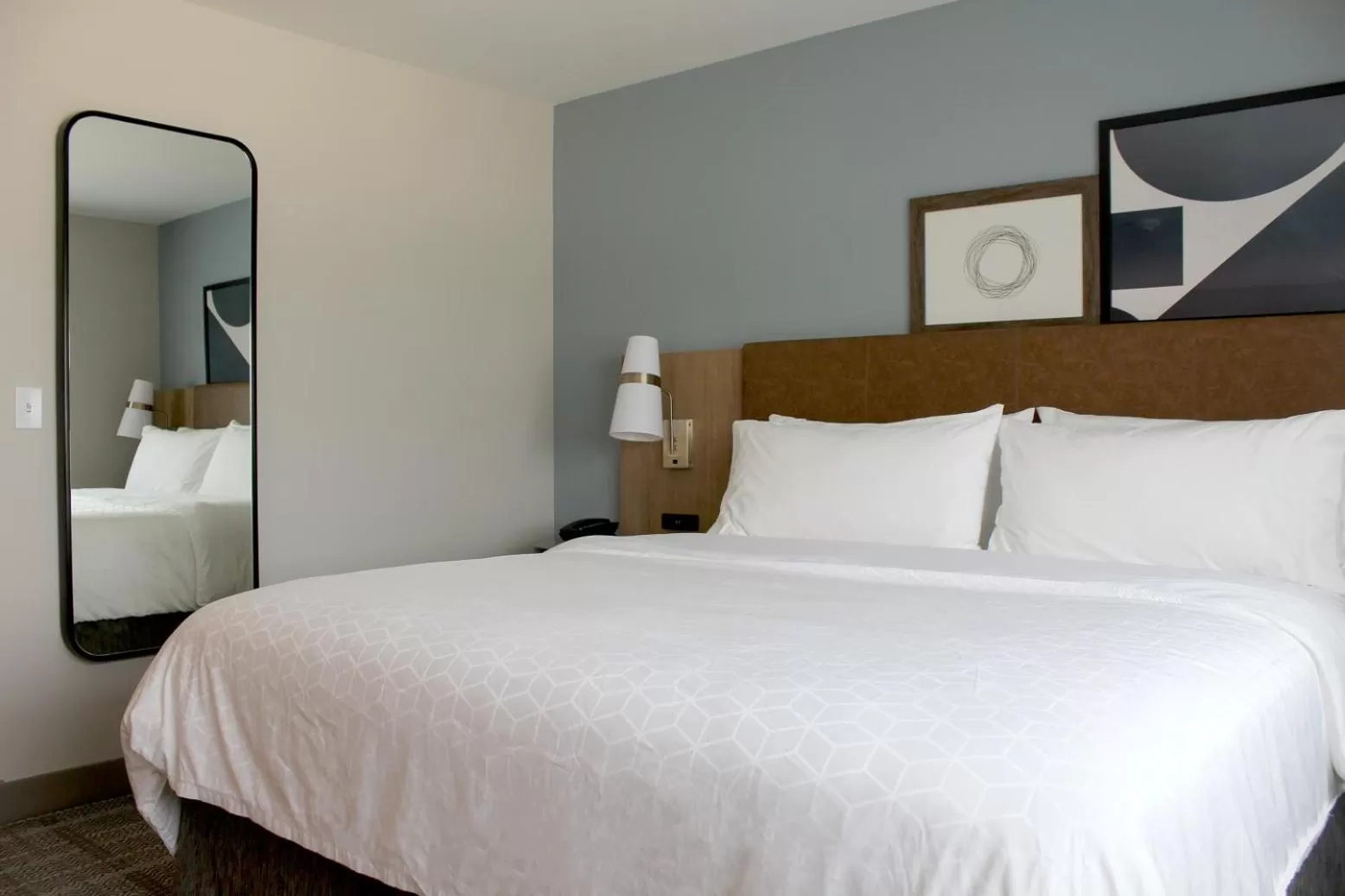 One-Bedroom King Suite in Staybridge Suites - Iowa City - Coralville by IHG
