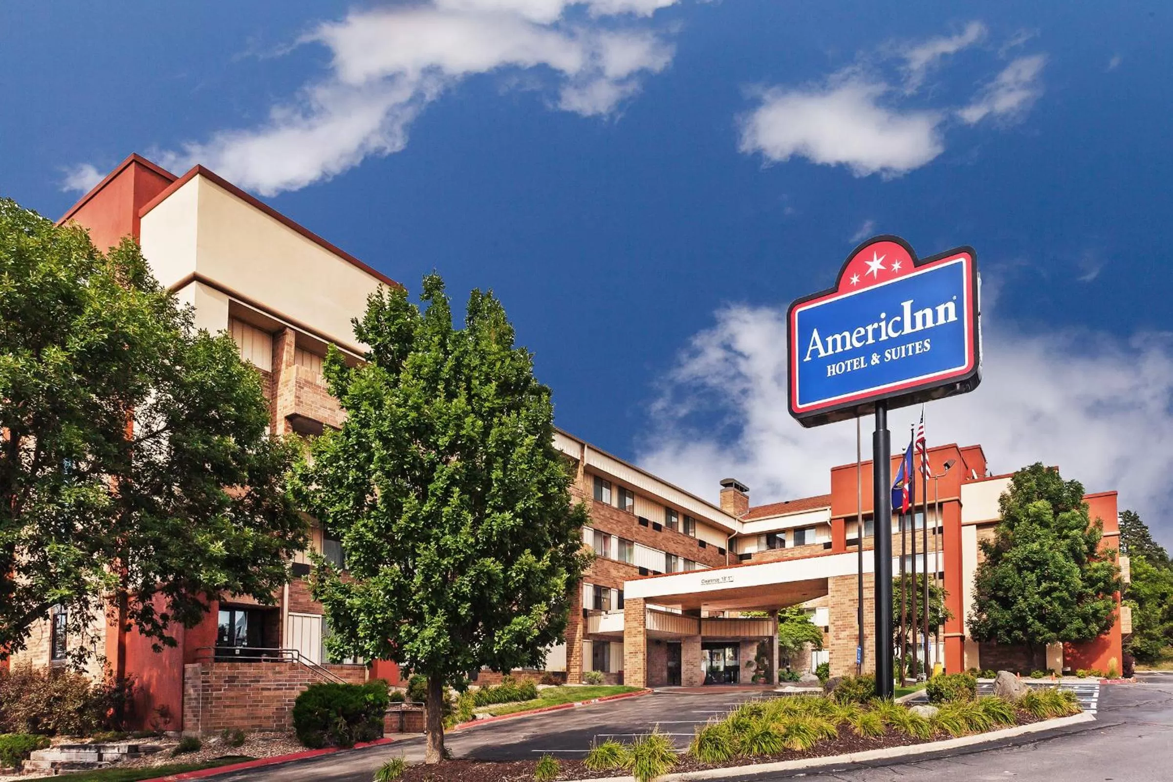 AmericInn by Wyndham Omaha