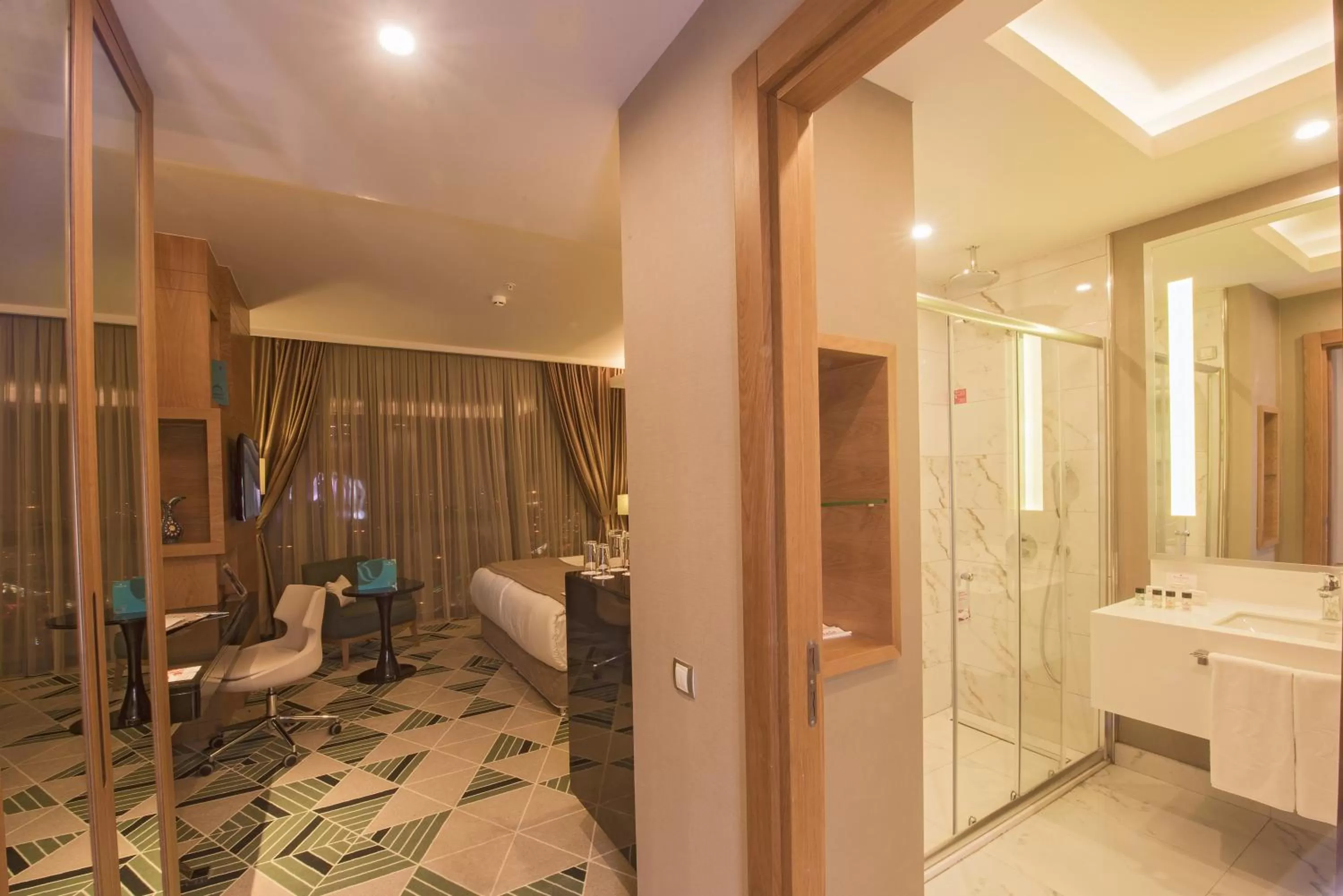 King Room - single occupancy in Ramada Plaza By Wyndham Konya