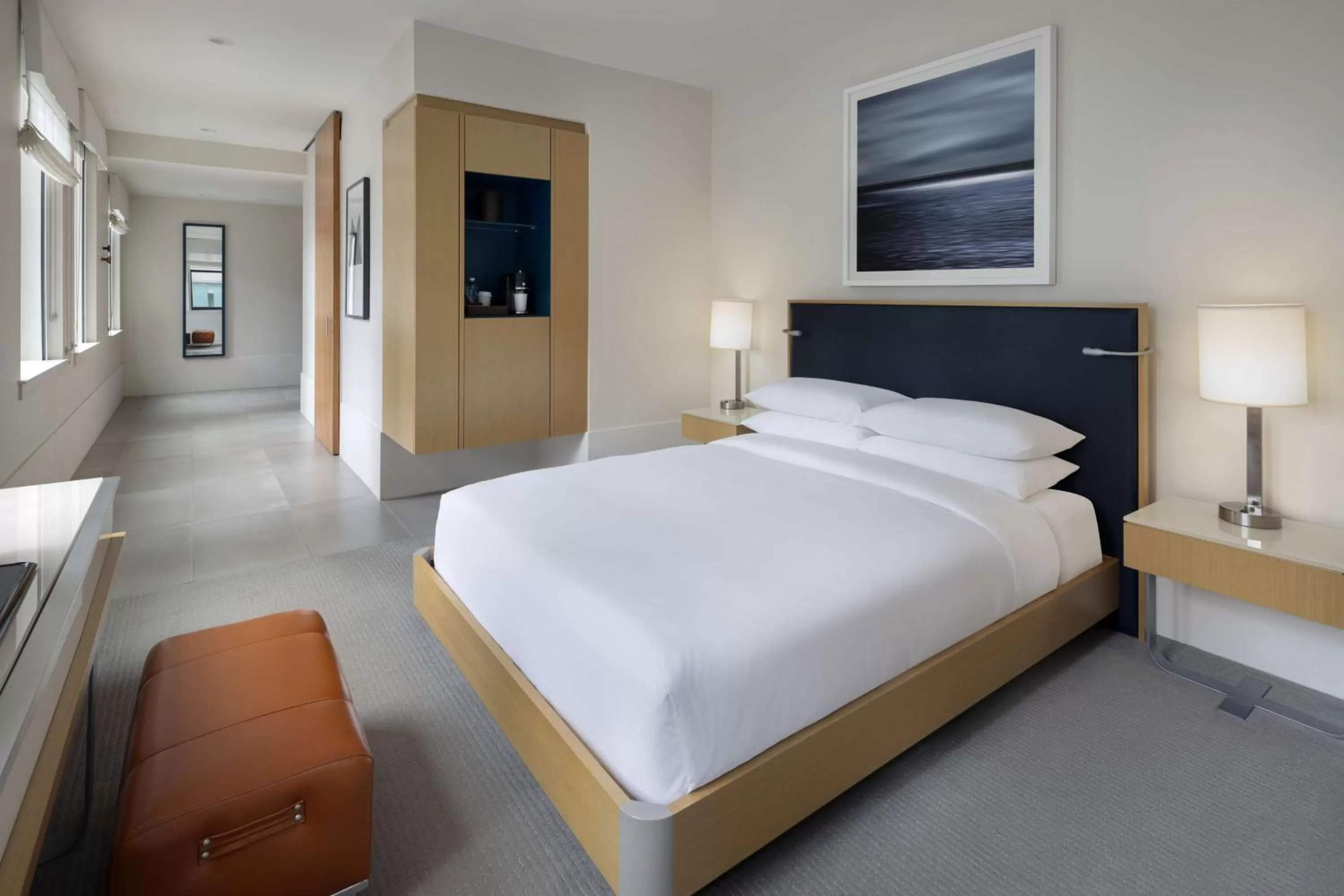 Deluxe Queen Room in Hyatt Centric The Loop Chicago