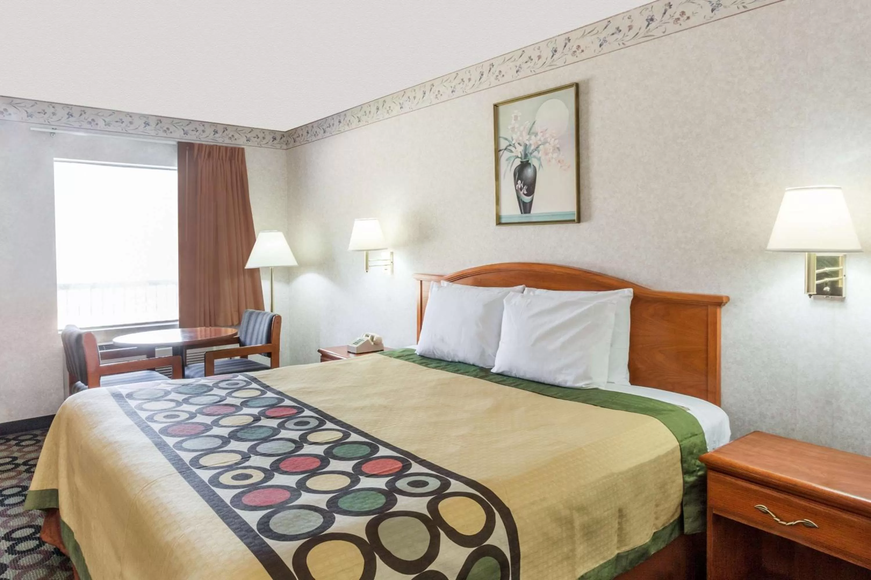 King Room - Non-Smoking in Super 8 by Wyndham Ashburn