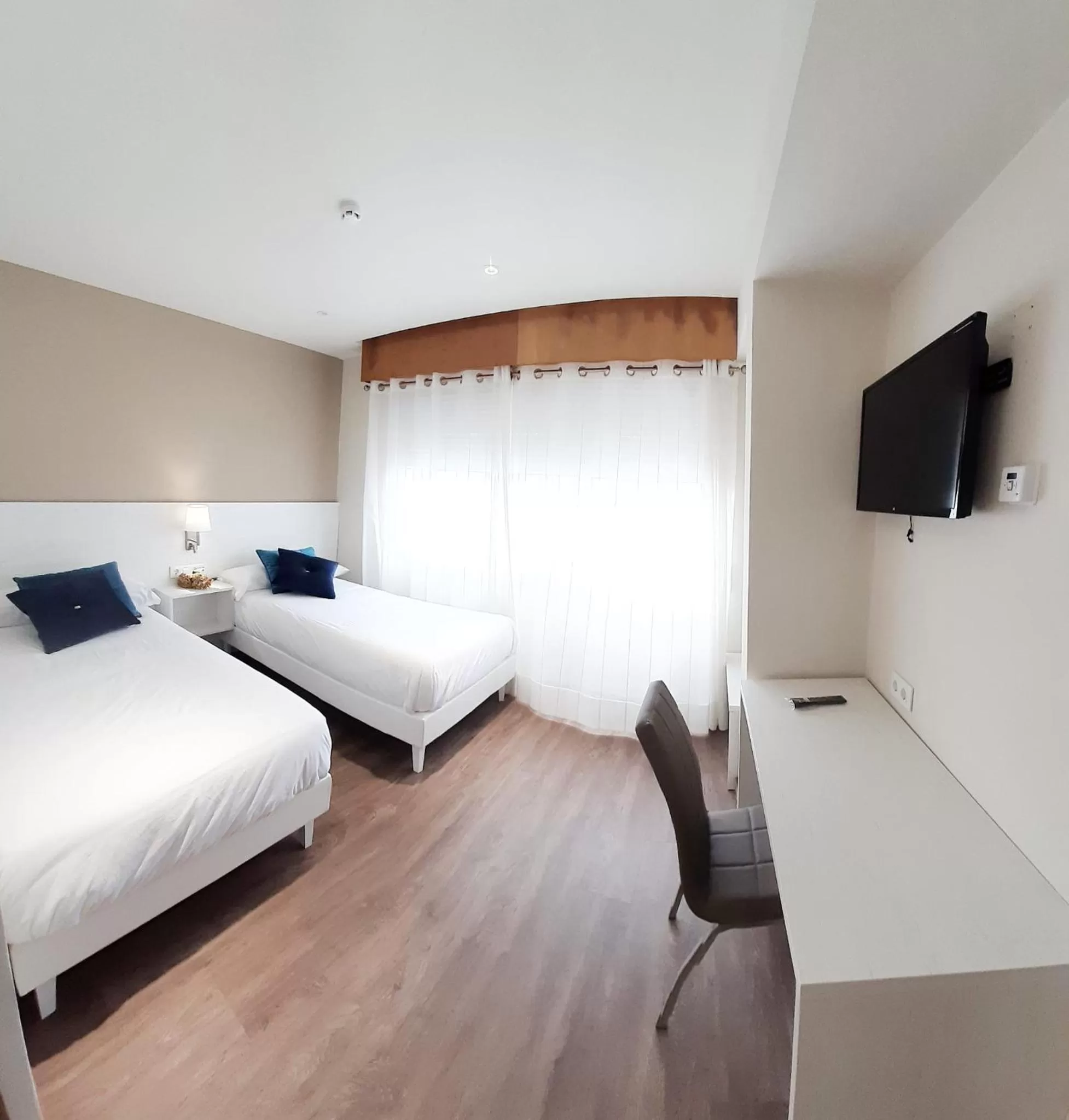 Superior Twin Room in Hotel La Terraza