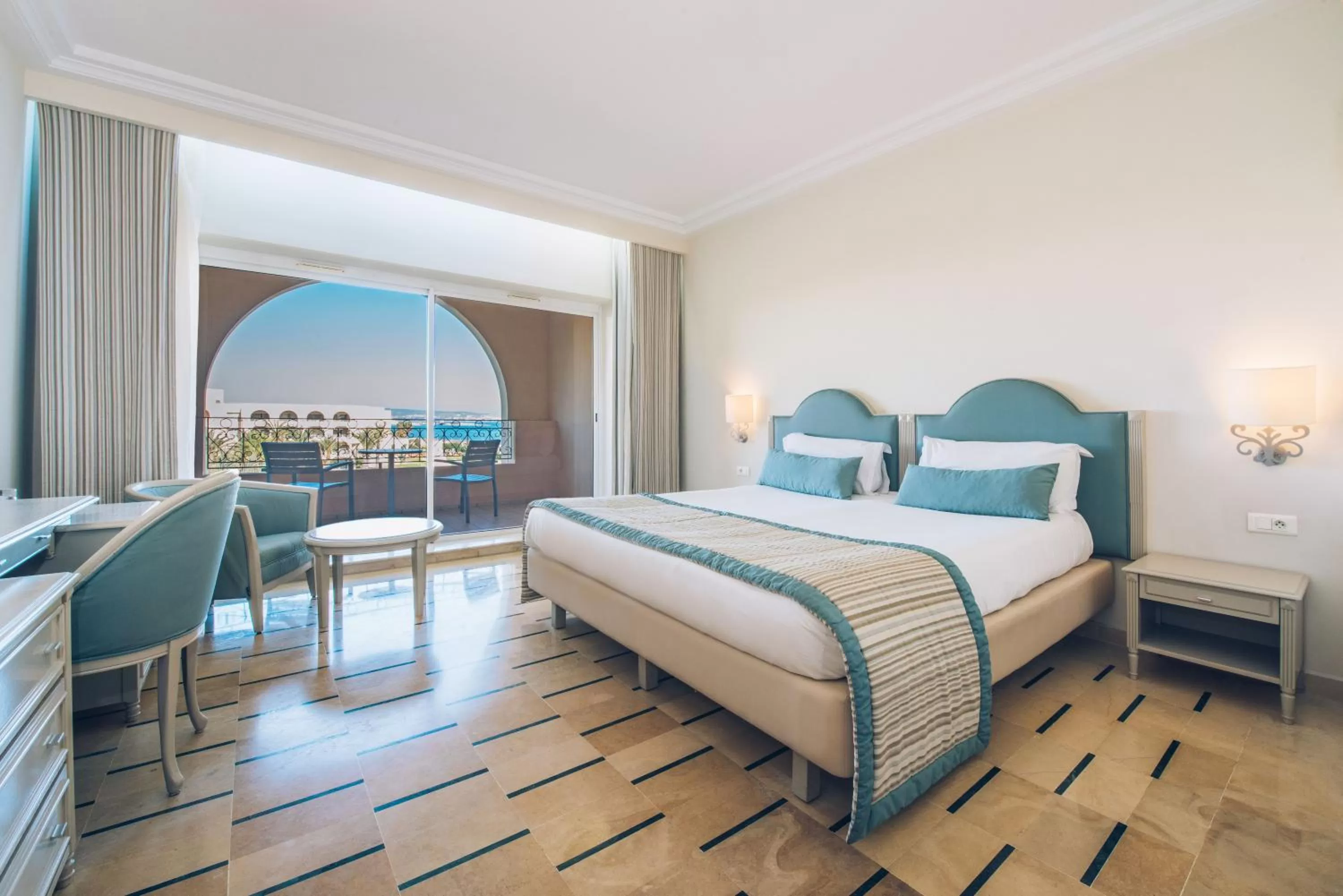 Family Room in Iberostar Waves Averroes