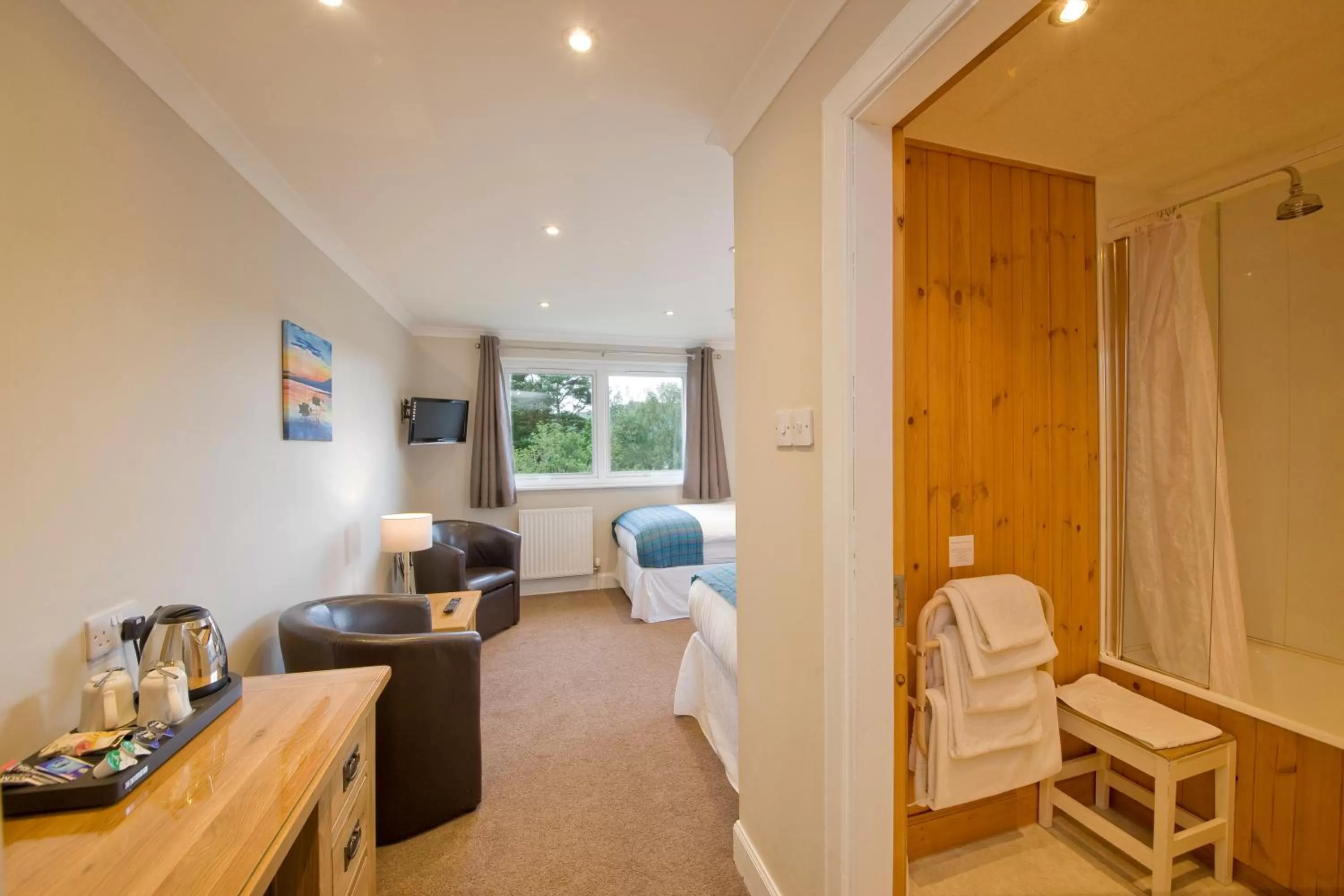 Standard Twin Room with Sea View in Falls of Lora Hotel