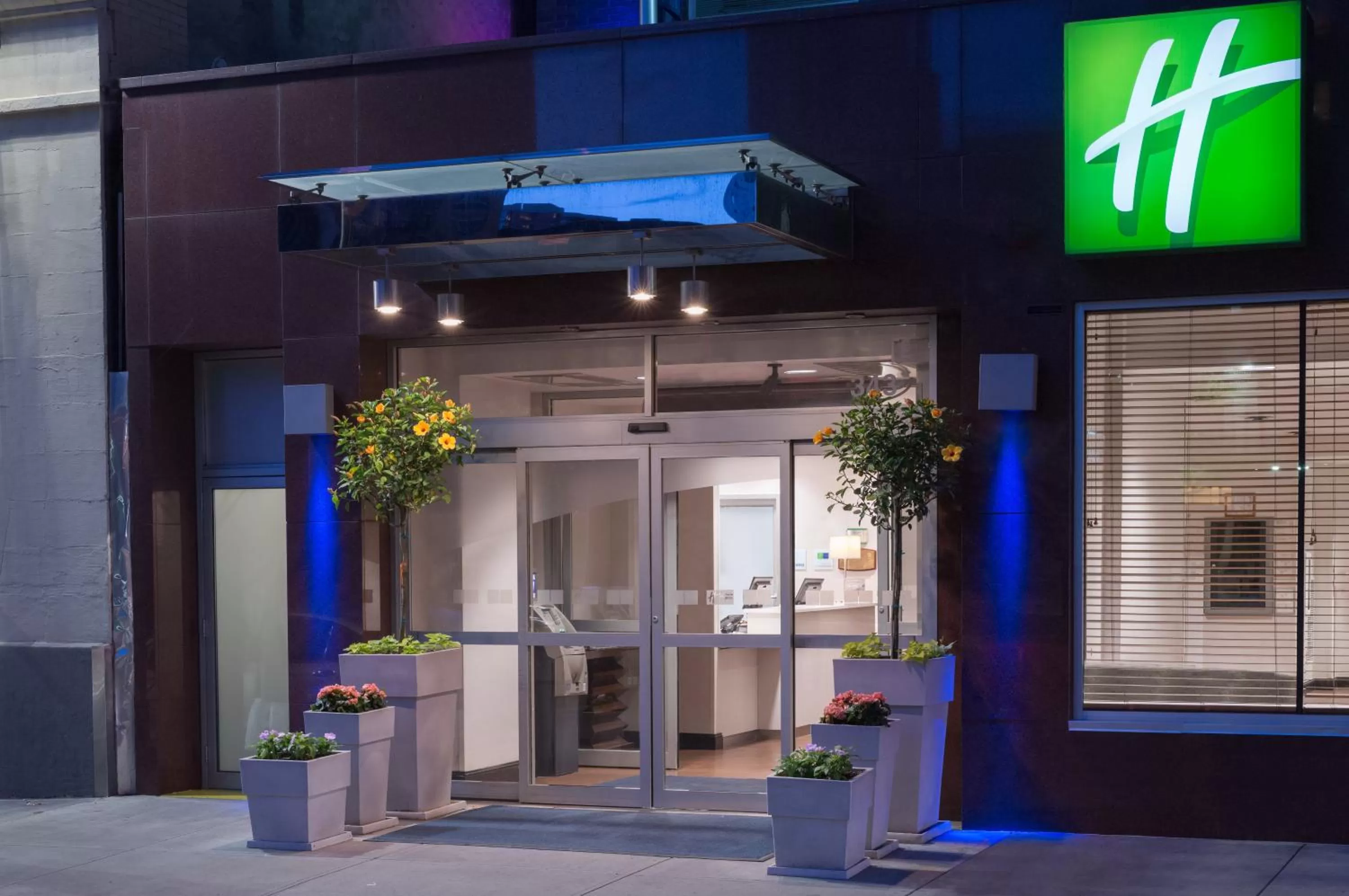 Holiday Inn Express - Times Square by IHG