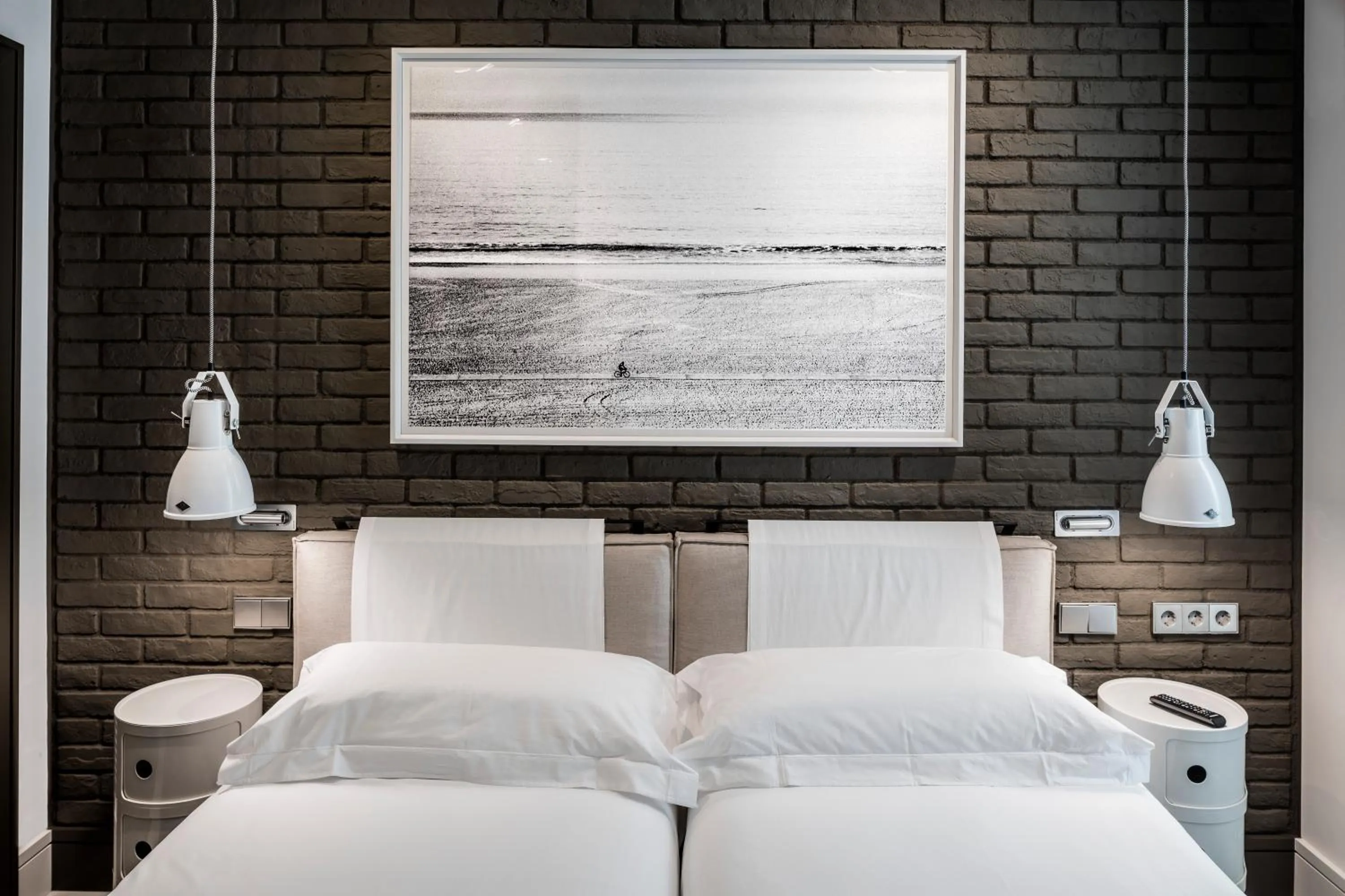 One-Bedroom Apartment (2 Adults) in Midtown Apartments