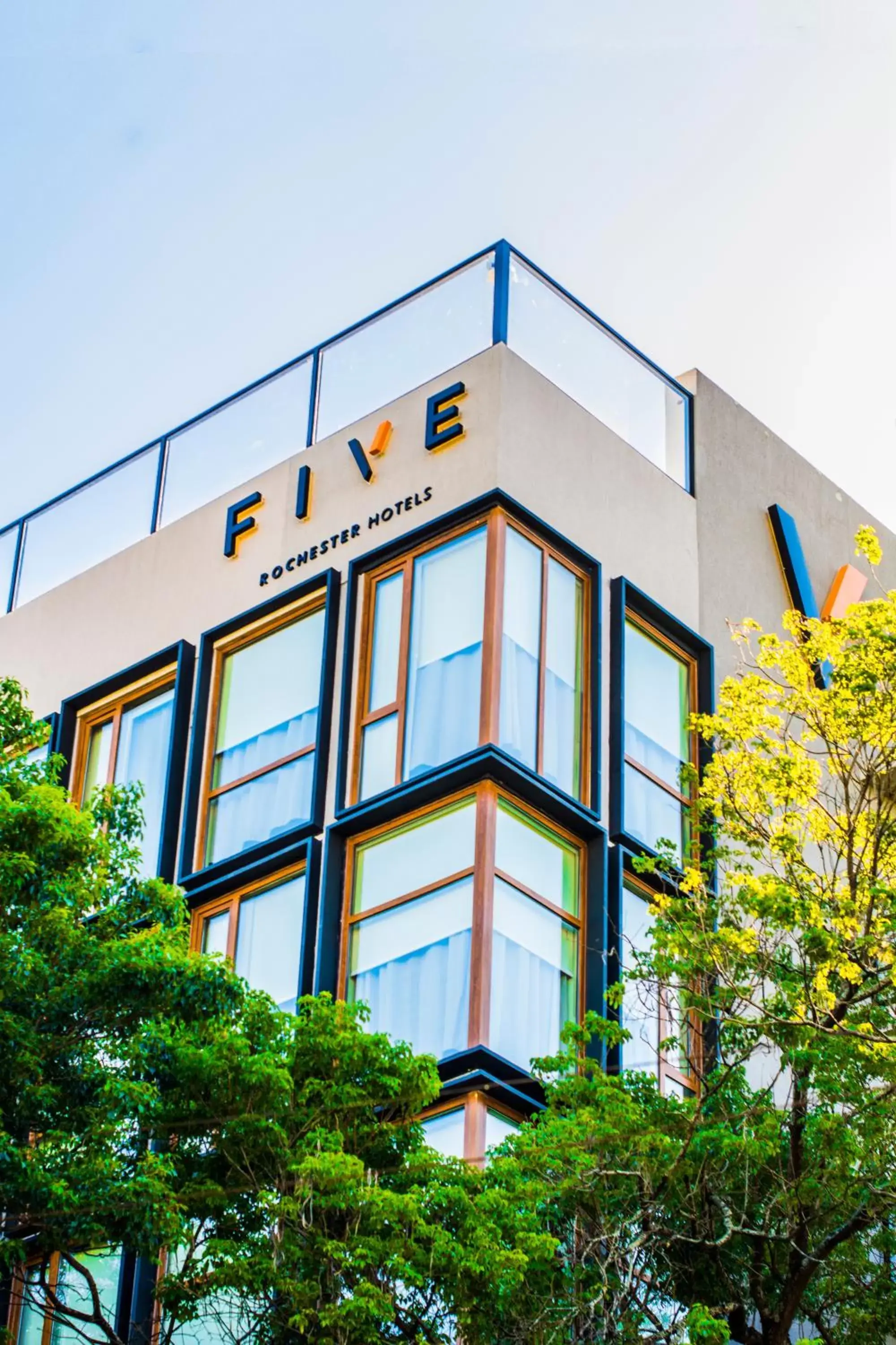 Five Hotel & Residences Five Hotel & Residences