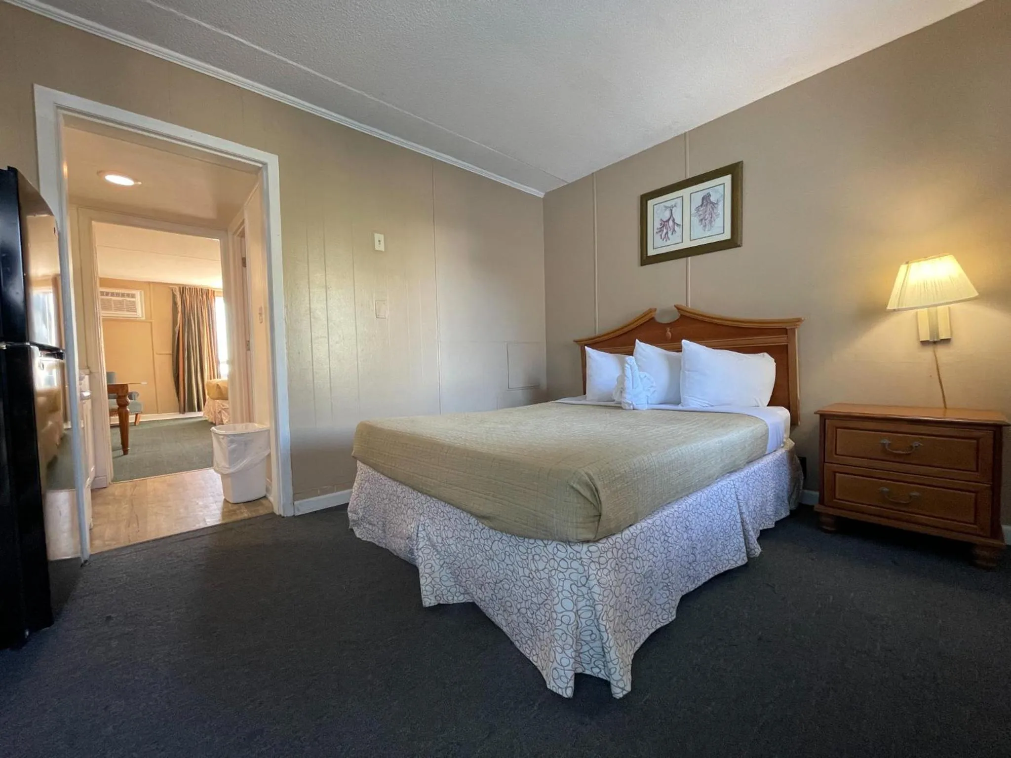 Two-Bedroom Suite in Polynesian Oceanfront Hotel