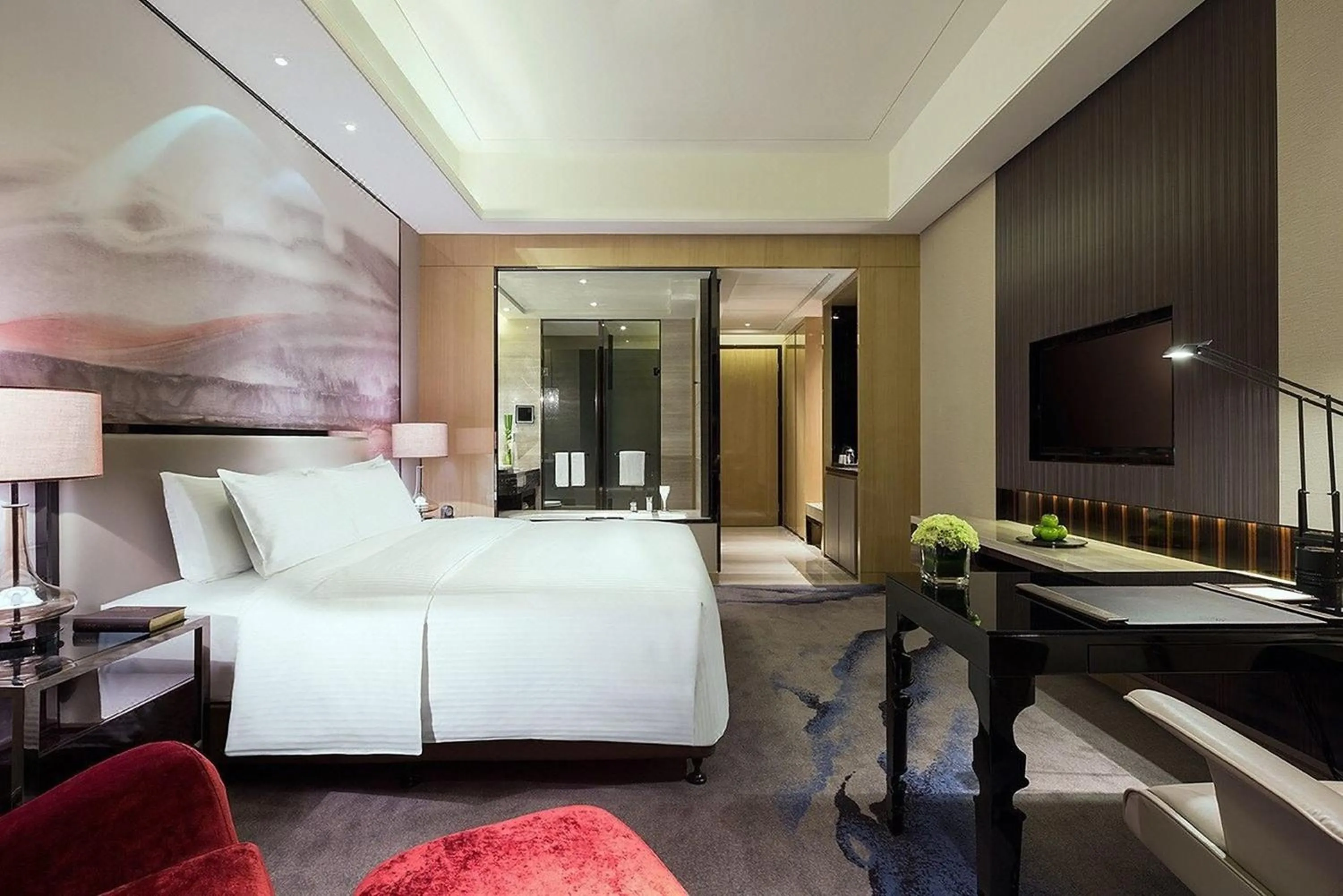 Deluxe King Room in Wanda Realm Wuhan