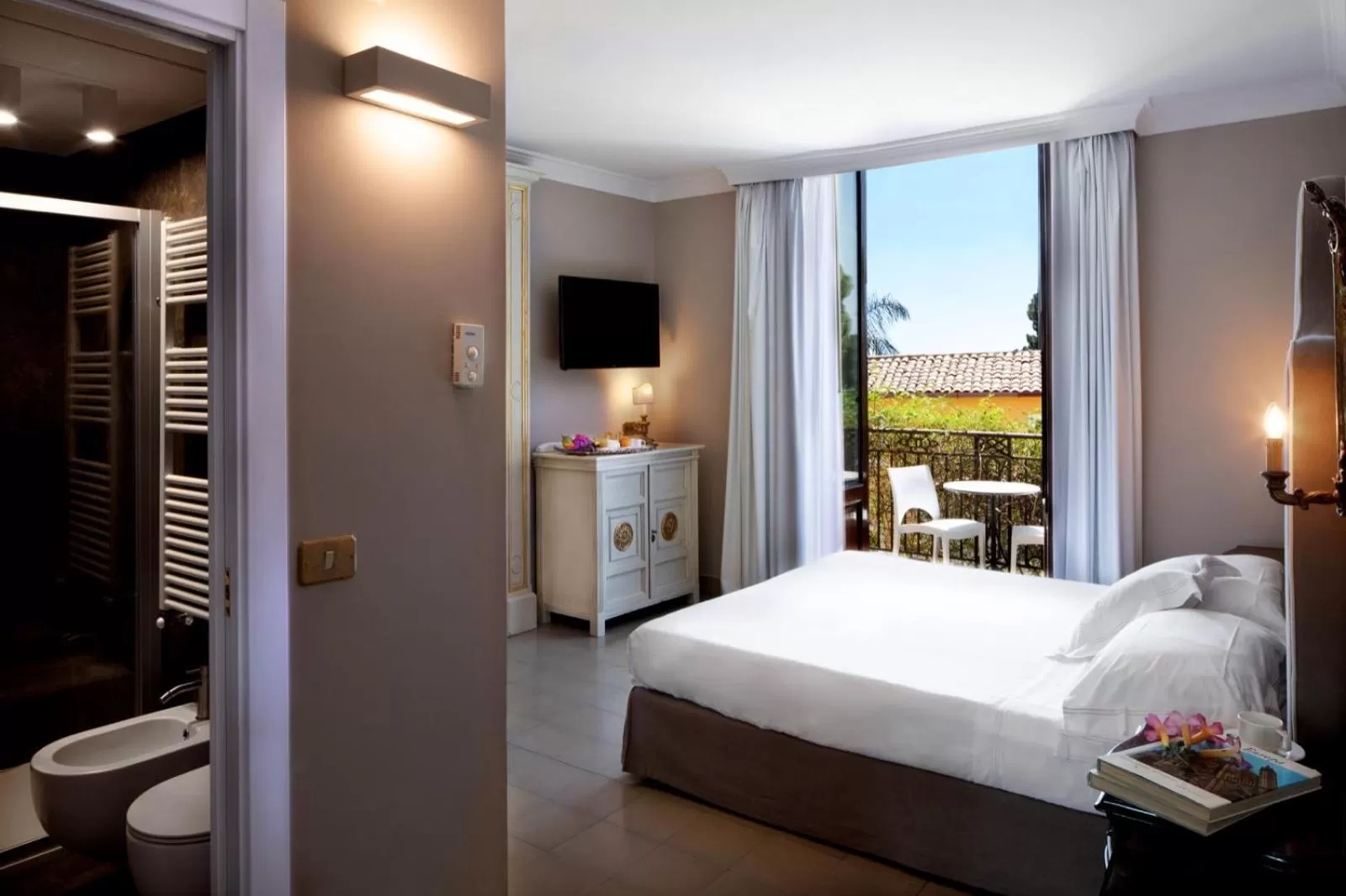 Superior Double Room in Hotel Villa Taormina