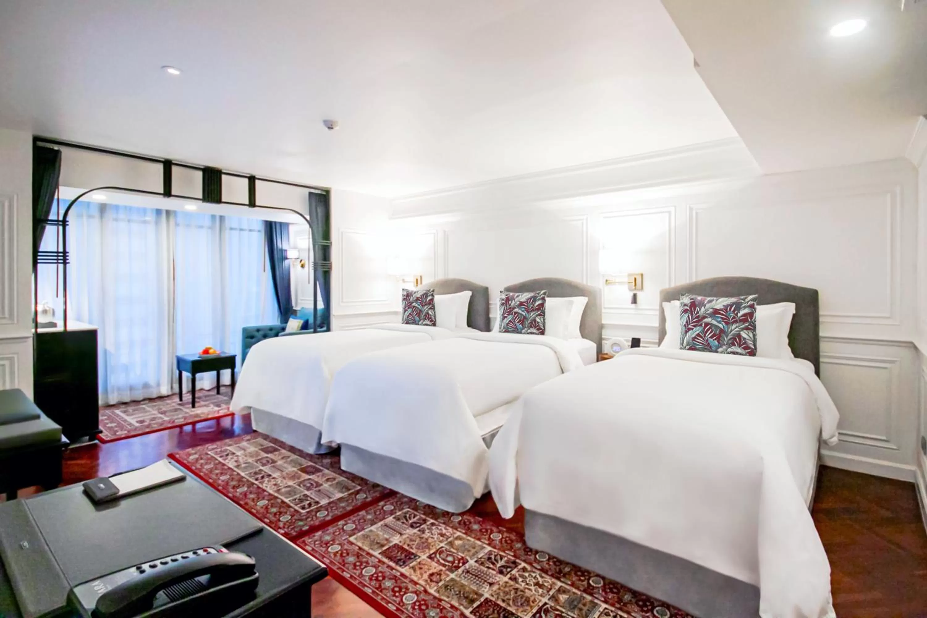 Junior Suite in Akara Hotel