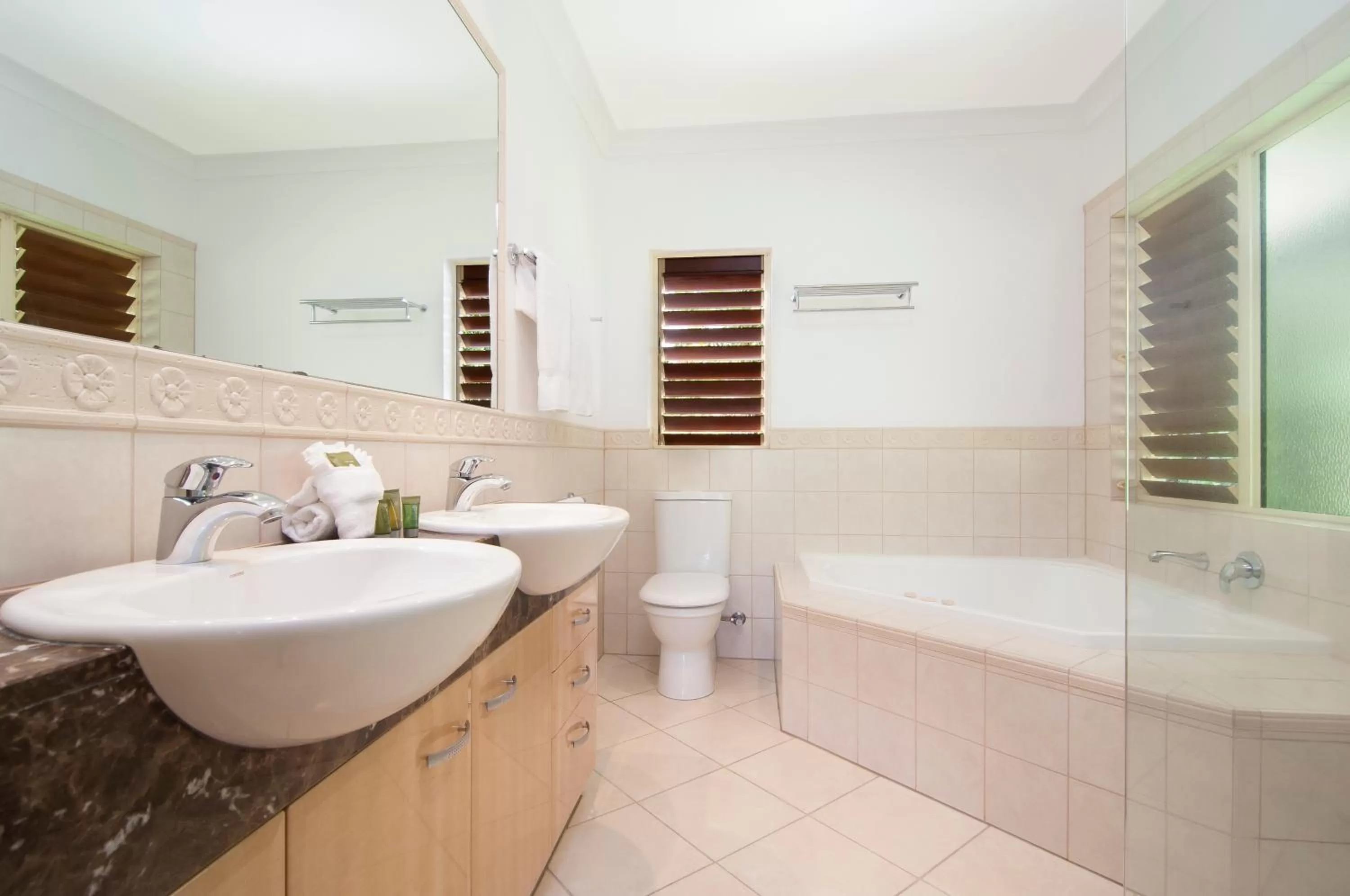 Three-Bedroom Villa - Split Level with Rainforest View in Paradise Links Resort Port Douglas