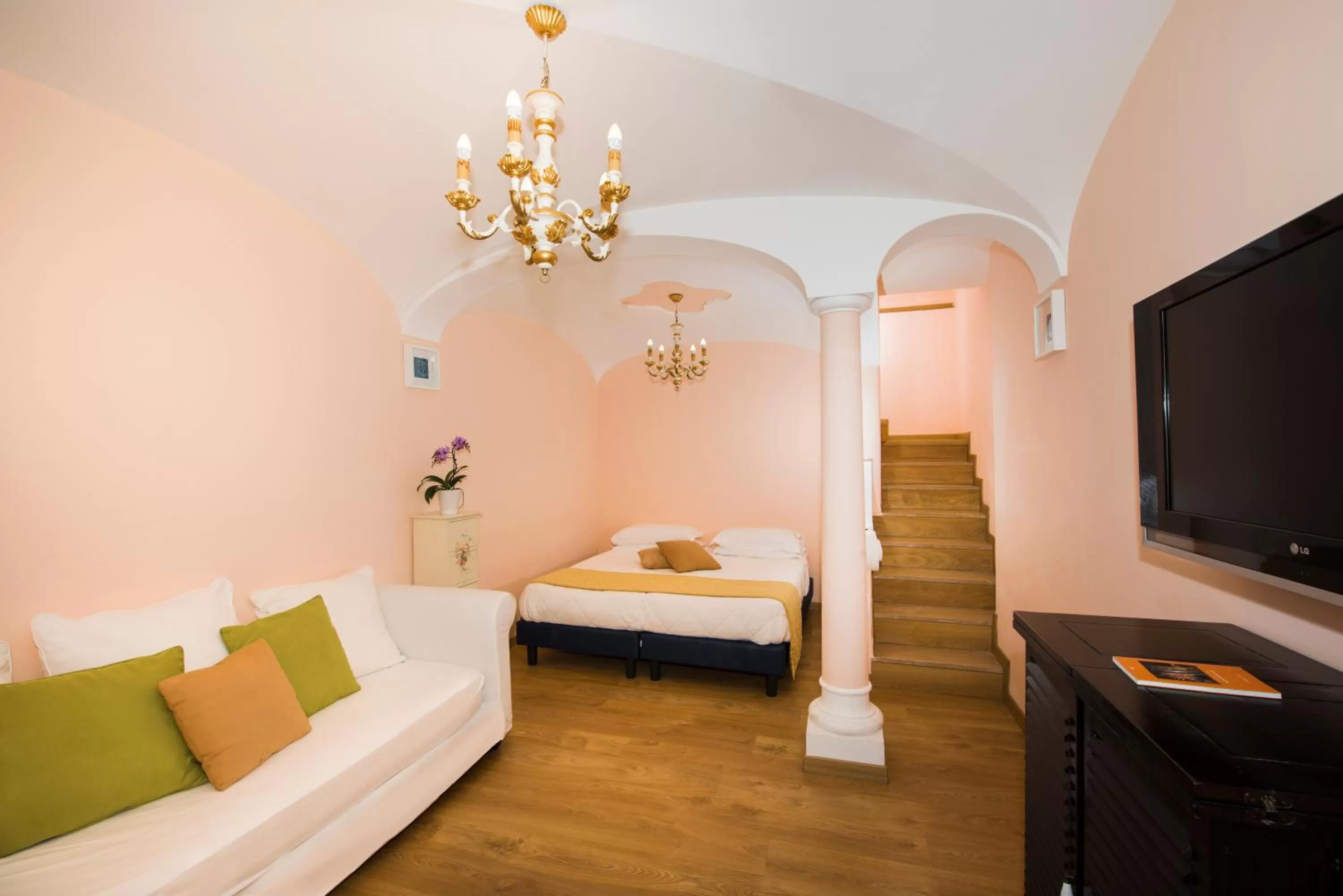 One-Bedroom Apartment - Split Level in Hotel Margherita
