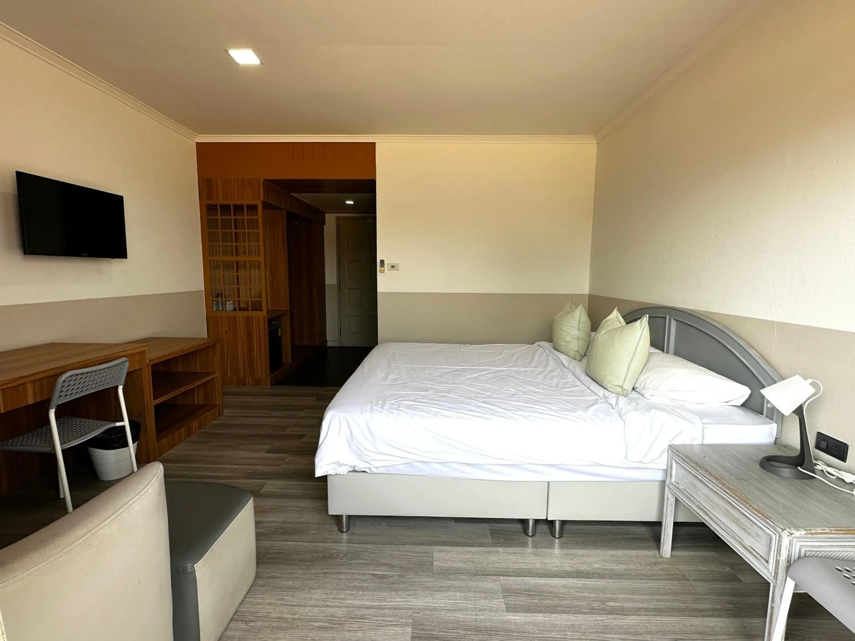 Deluxe Double Room - single occupancy in Garden Paradise