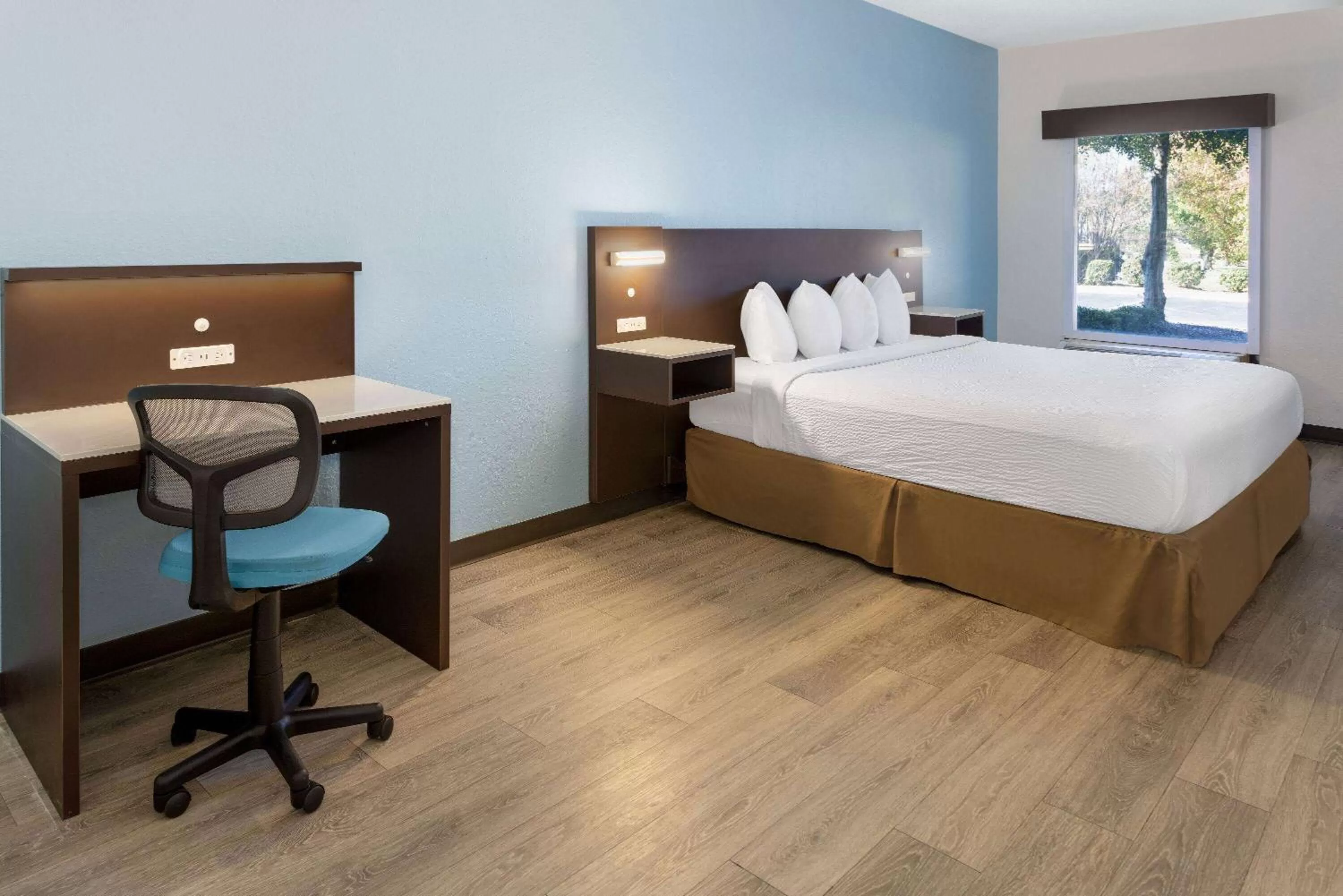 One-Bedroom Suite - Disability Access/Non-Smoking in Baymont by Wyndham Camp Lejeune