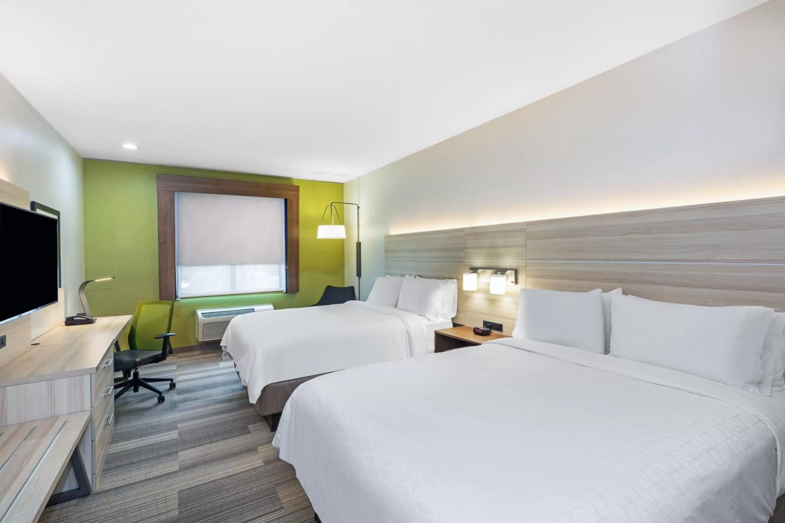 Standard Queen Room with Two Queen Beds in Holiday Inn Express Hotel & Suites Vidor South by IHG