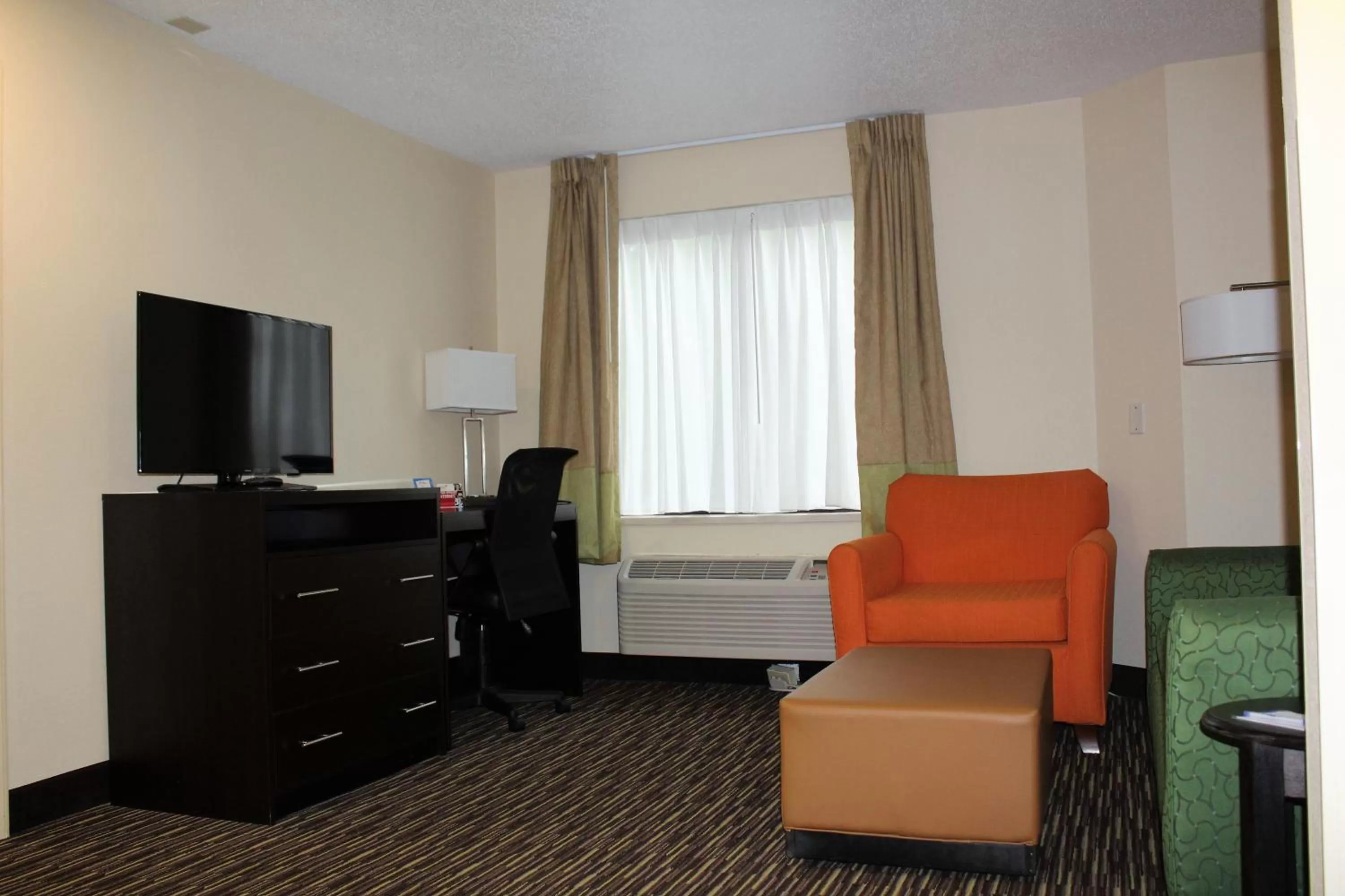 King Studio Suite - Non-Smoking in Baymont by Wyndham Newark at University of Delaware