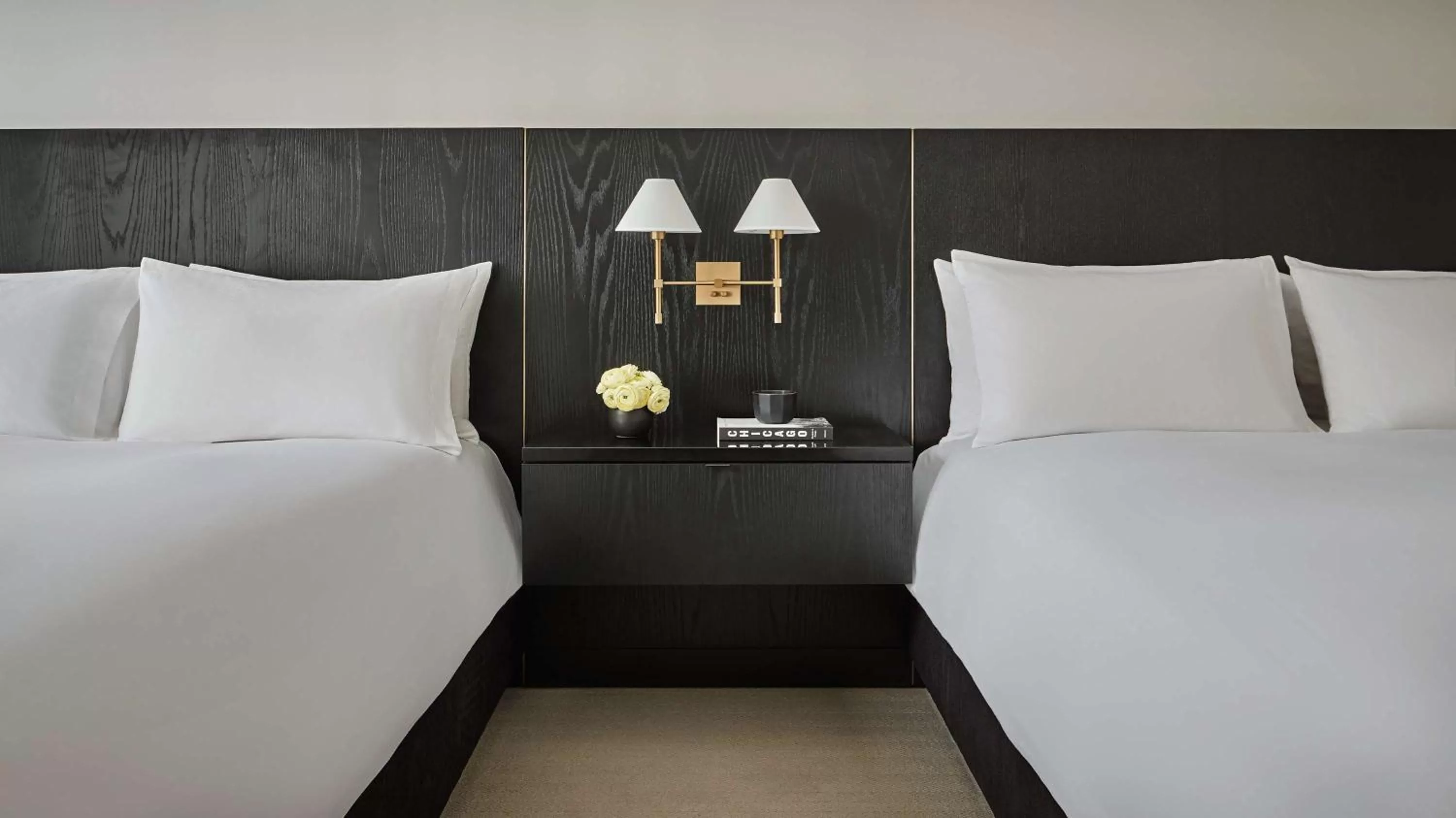 Queen Queen Guestroom in Pendry Chicago