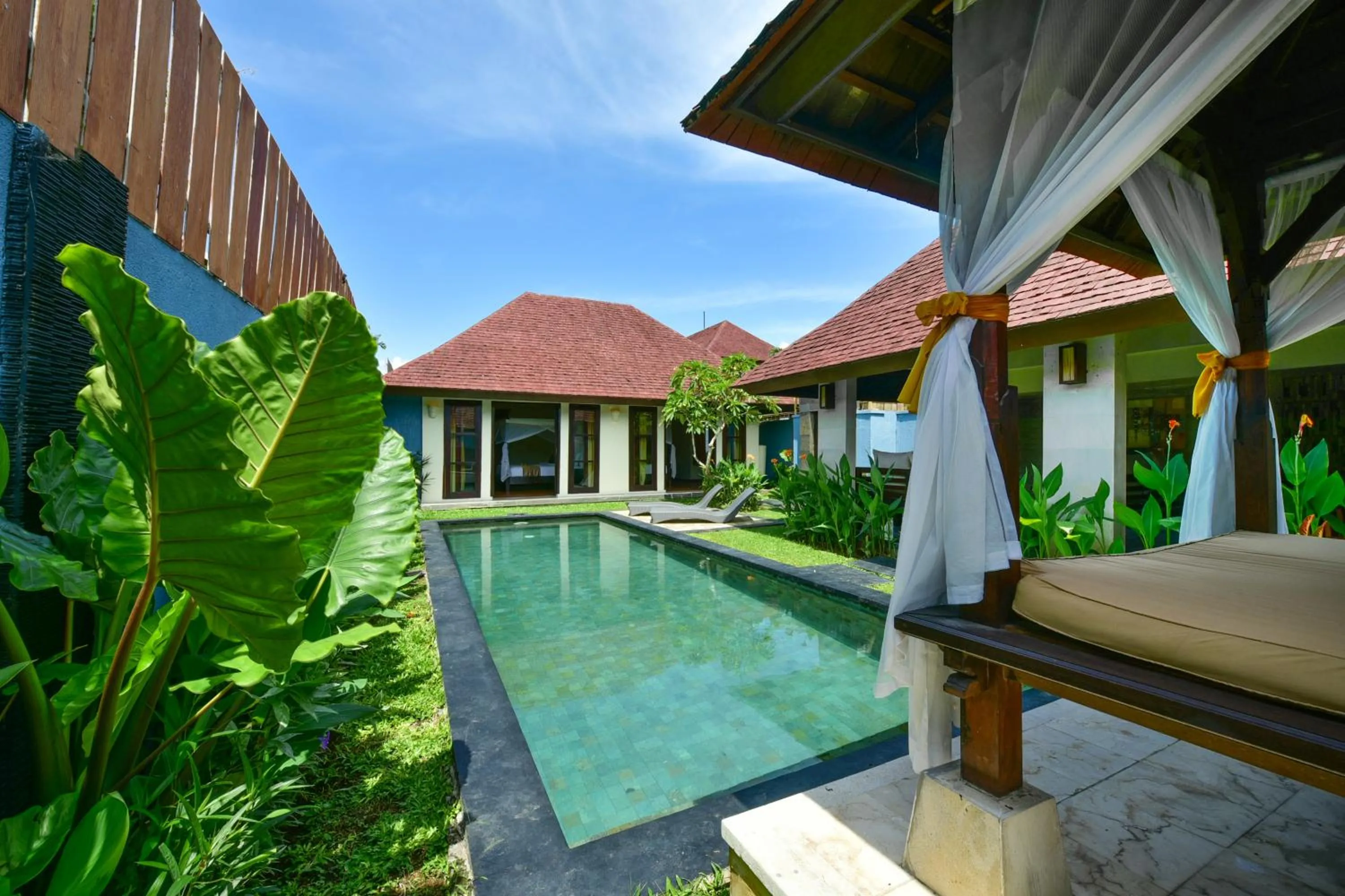 Two-Bedroom Private Pool Villa with Bathtub in The Khayangan Dreams Villa Umalas